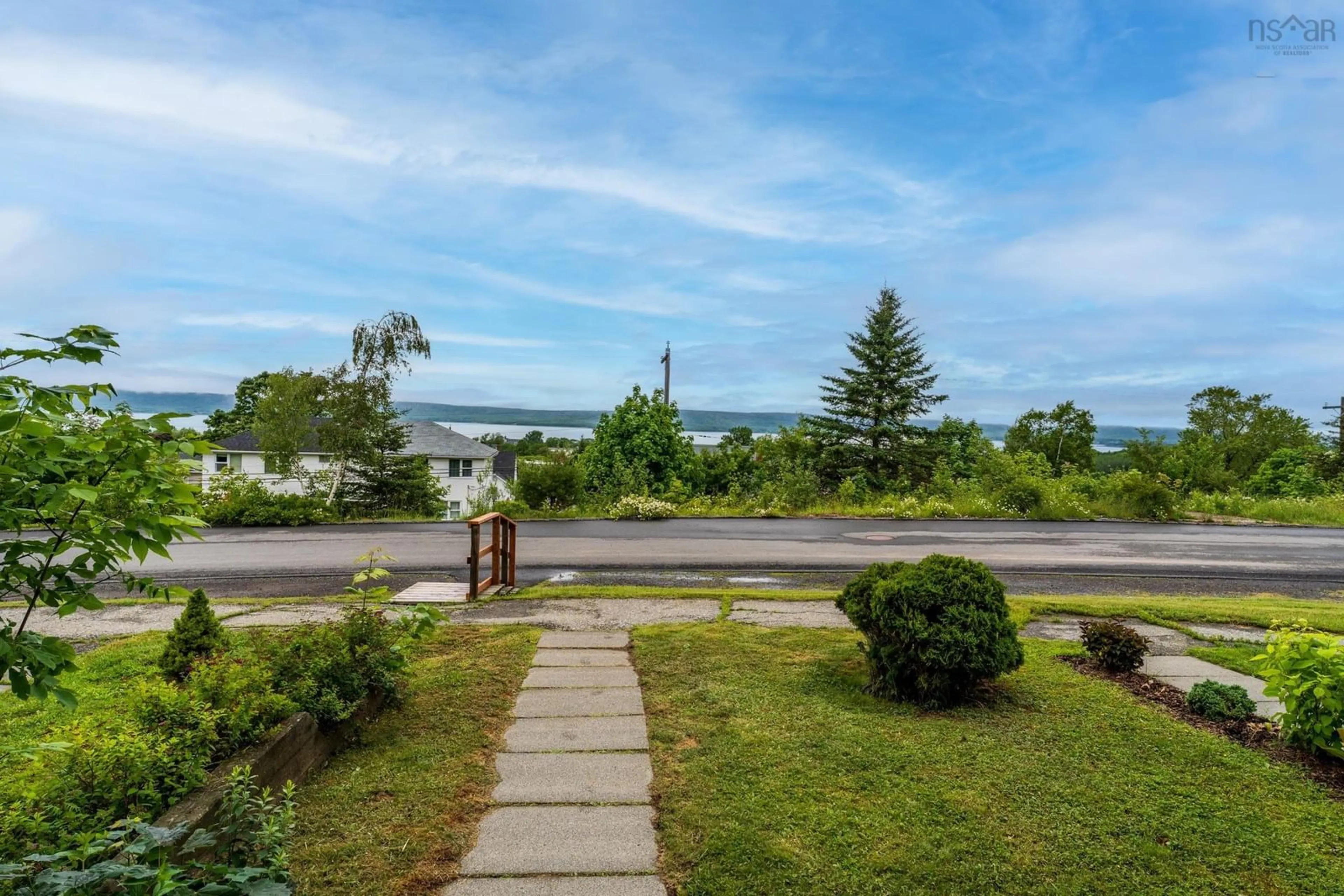 Patio, mountain view for 517 Harbour View Cres, Cornwallis Park Nova Scotia B0S 1H0