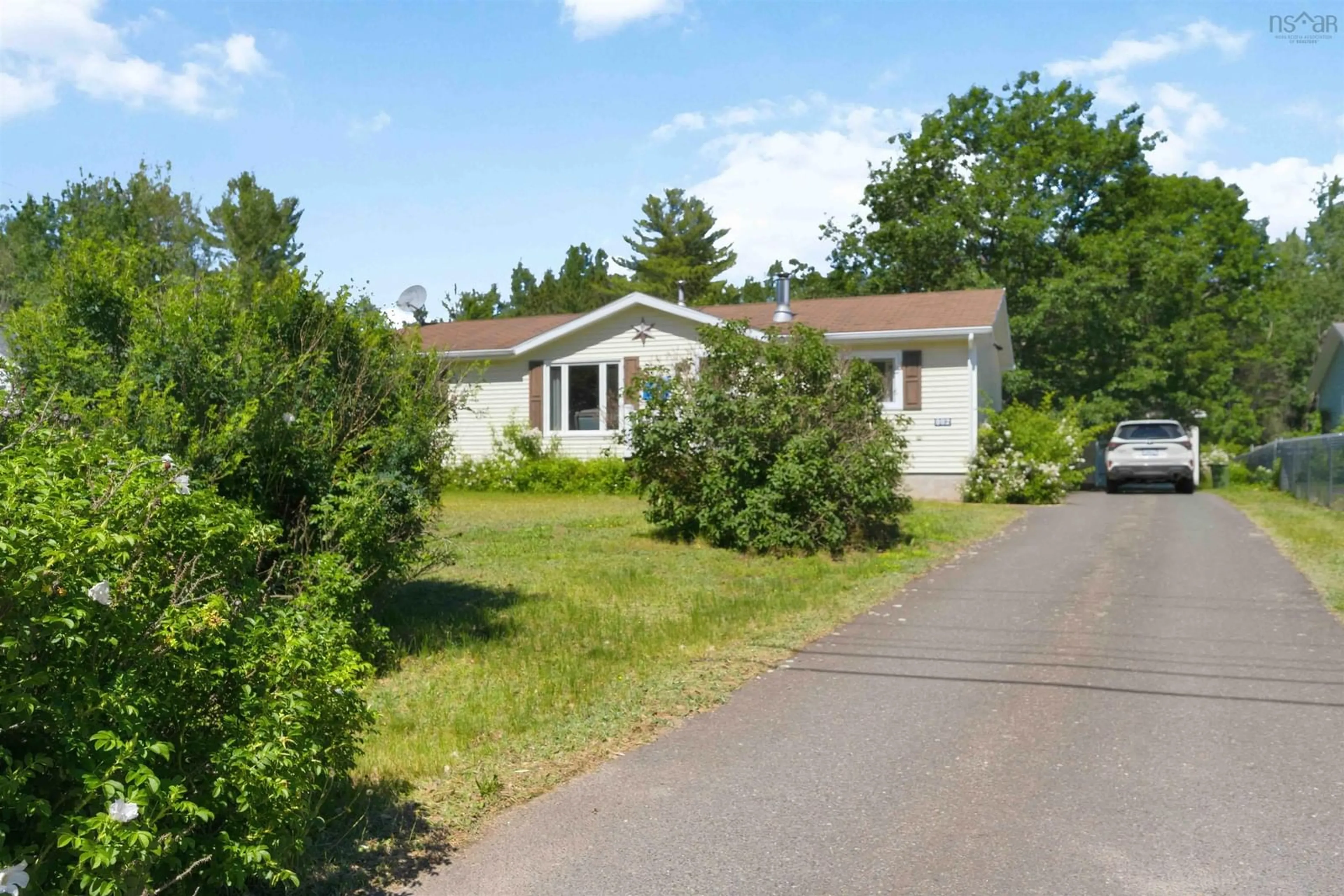 Unknown for 992 Howe Ave, Greenwood Nova Scotia B0P 1R0