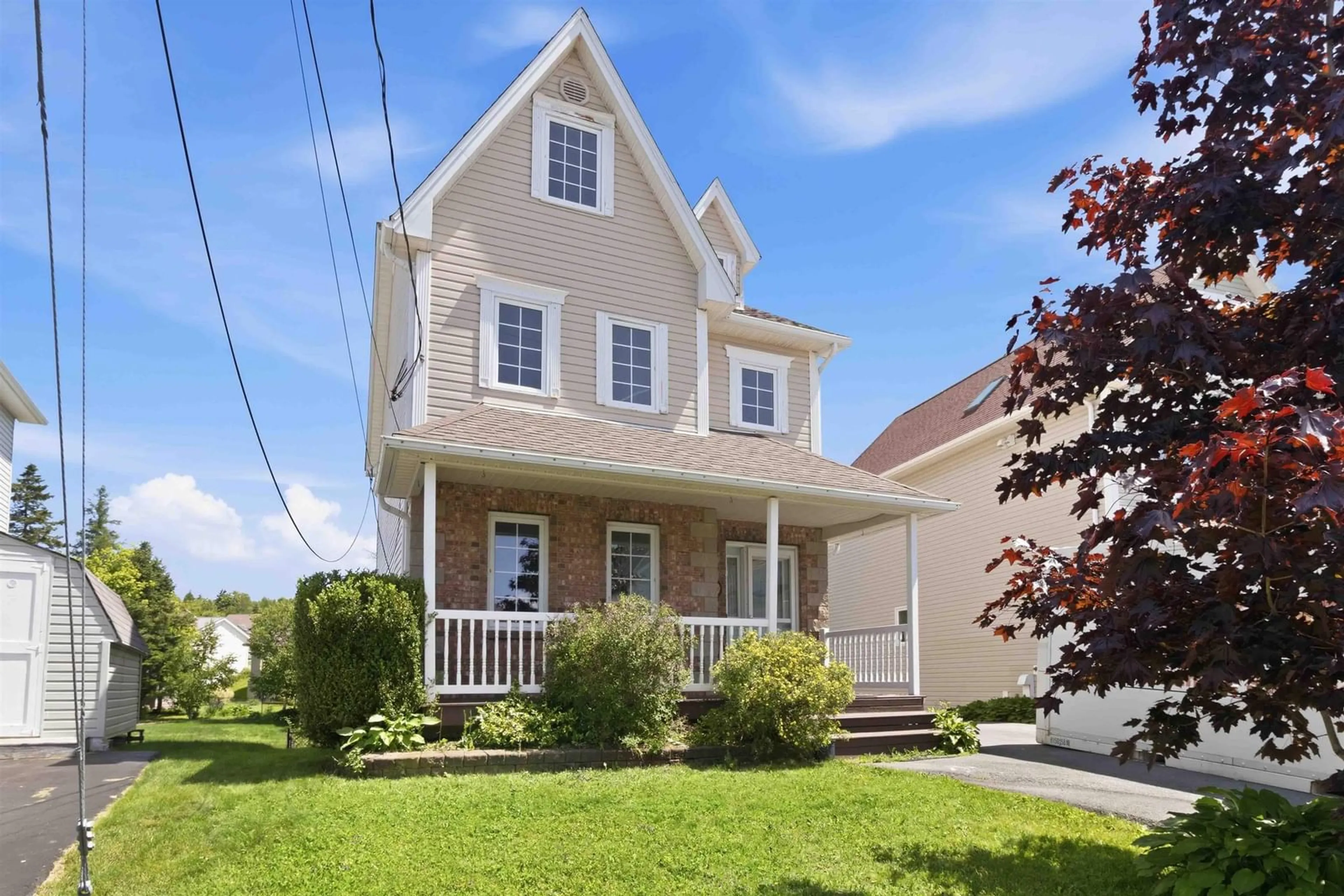Home with vinyl exterior material, street for 22 Westfield Cres, Dartmouth Nova Scotia B2V 2V8