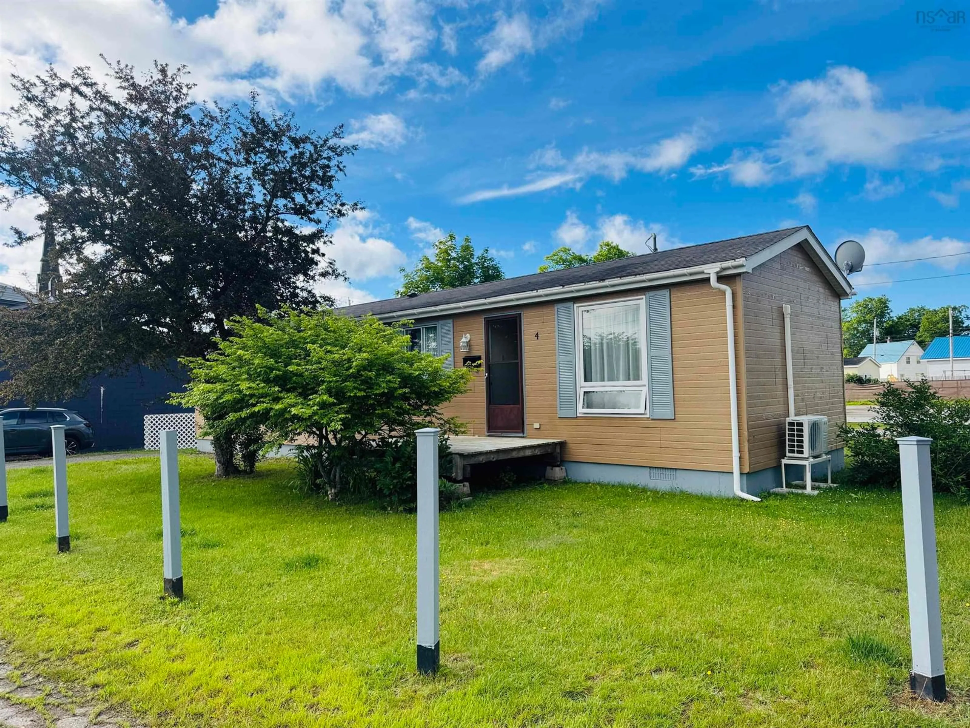 A pic from outside/outdoor area/front of a property/back of a property/a pic from drone, street for 4 James St, Parrsboro Nova Scotia B0M 1S0