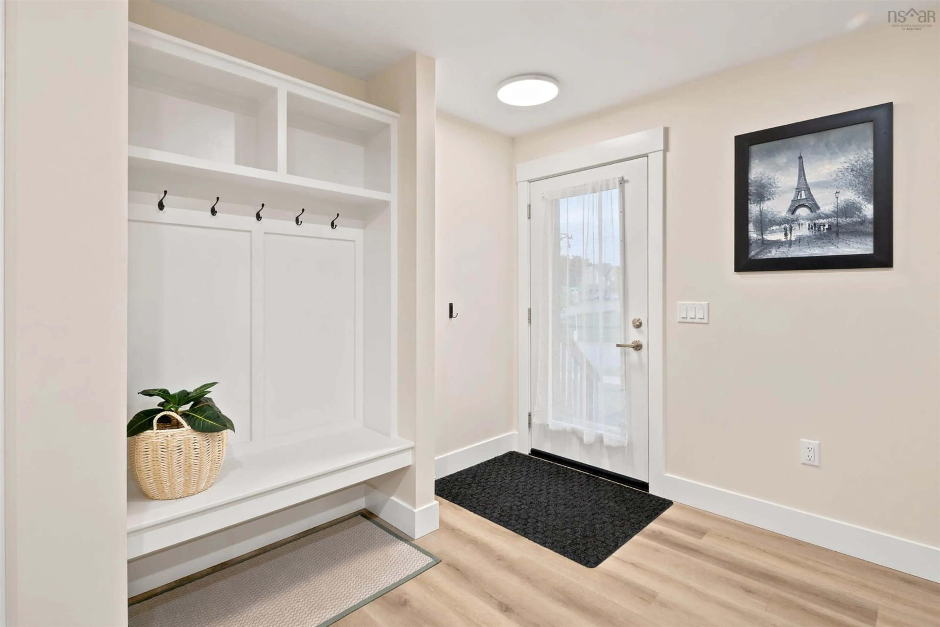 Indoor entryway for 7 Splinter Crt, Beaver Bank Nova Scotia B4G 0C7