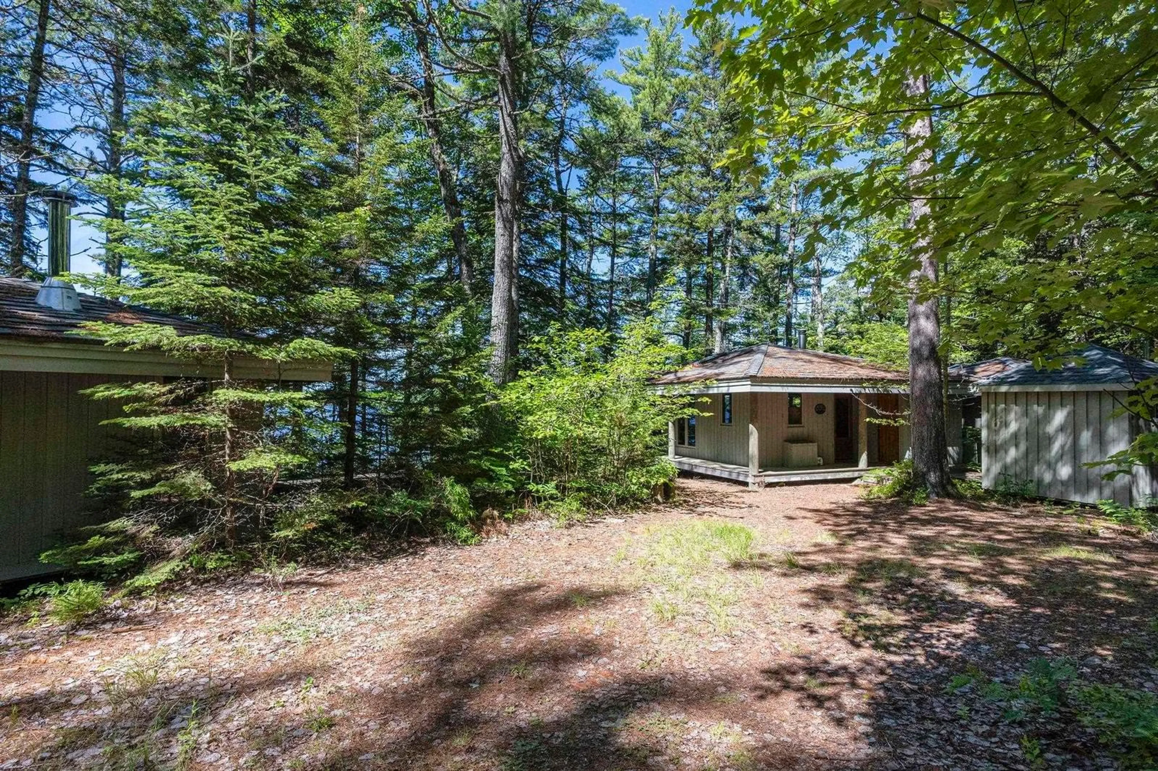 Unknown for 207 Middle Fork Rd, Sherbrooke Lake Nova Scotia B0J 2M0
