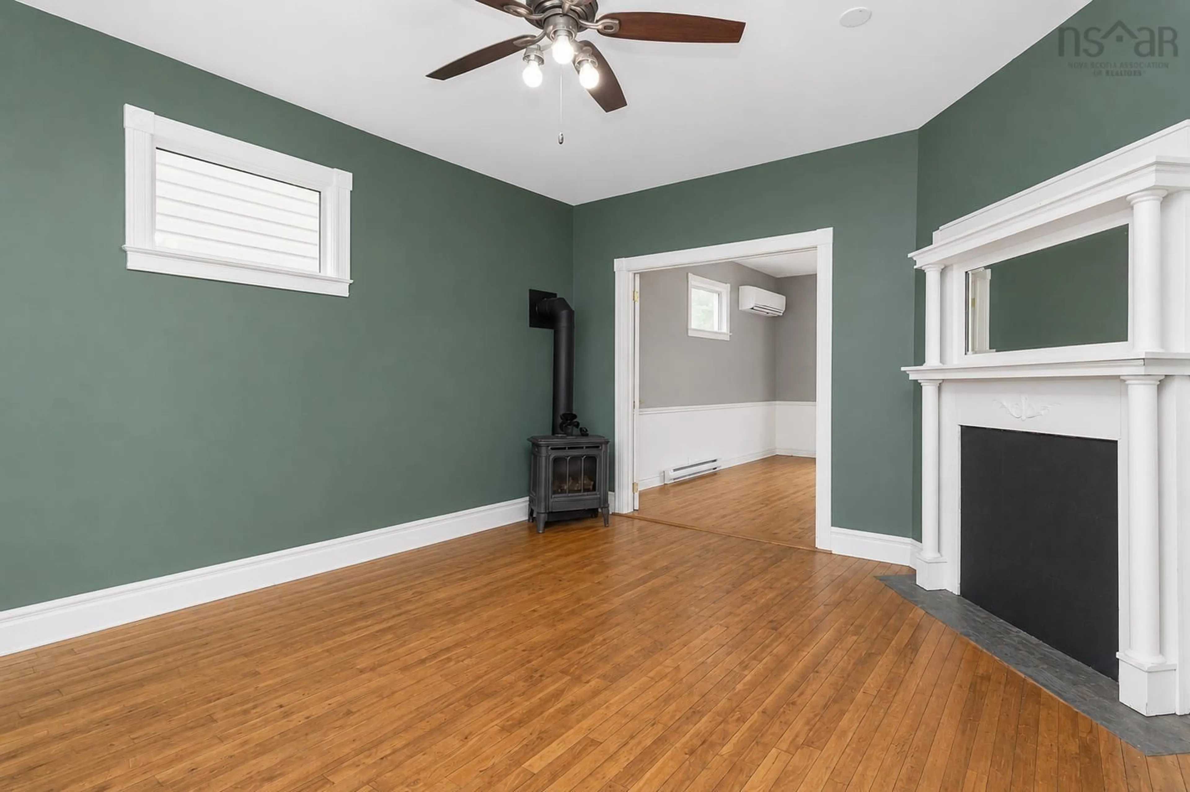 A pic of a room for 121 Victoria St St, Glace Bay Nova Scotia B1A 2Z7