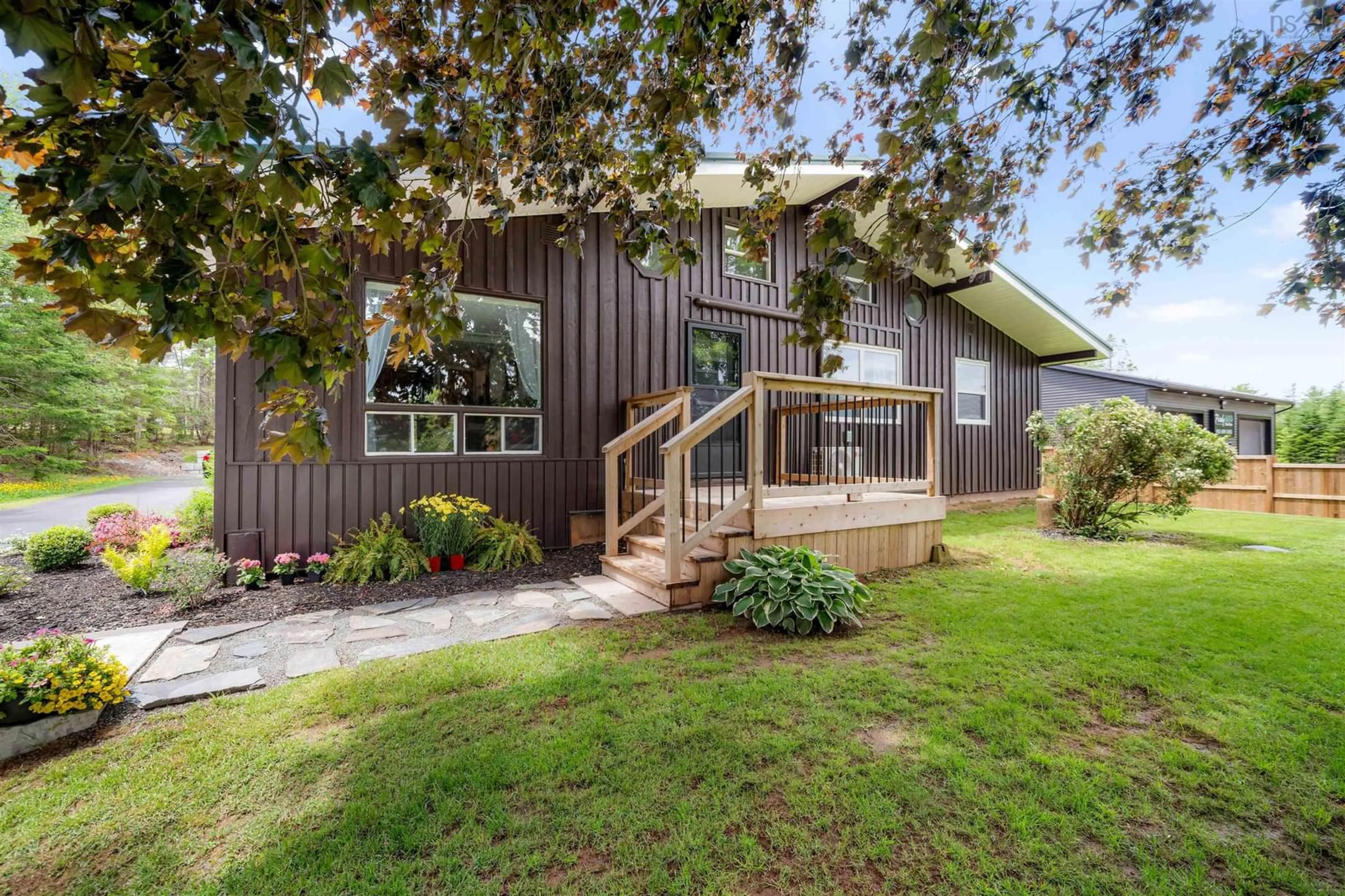 Home with vinyl exterior material, unknown for 124 Marney Rd, Hilden Nova Scotia B0M 1C0