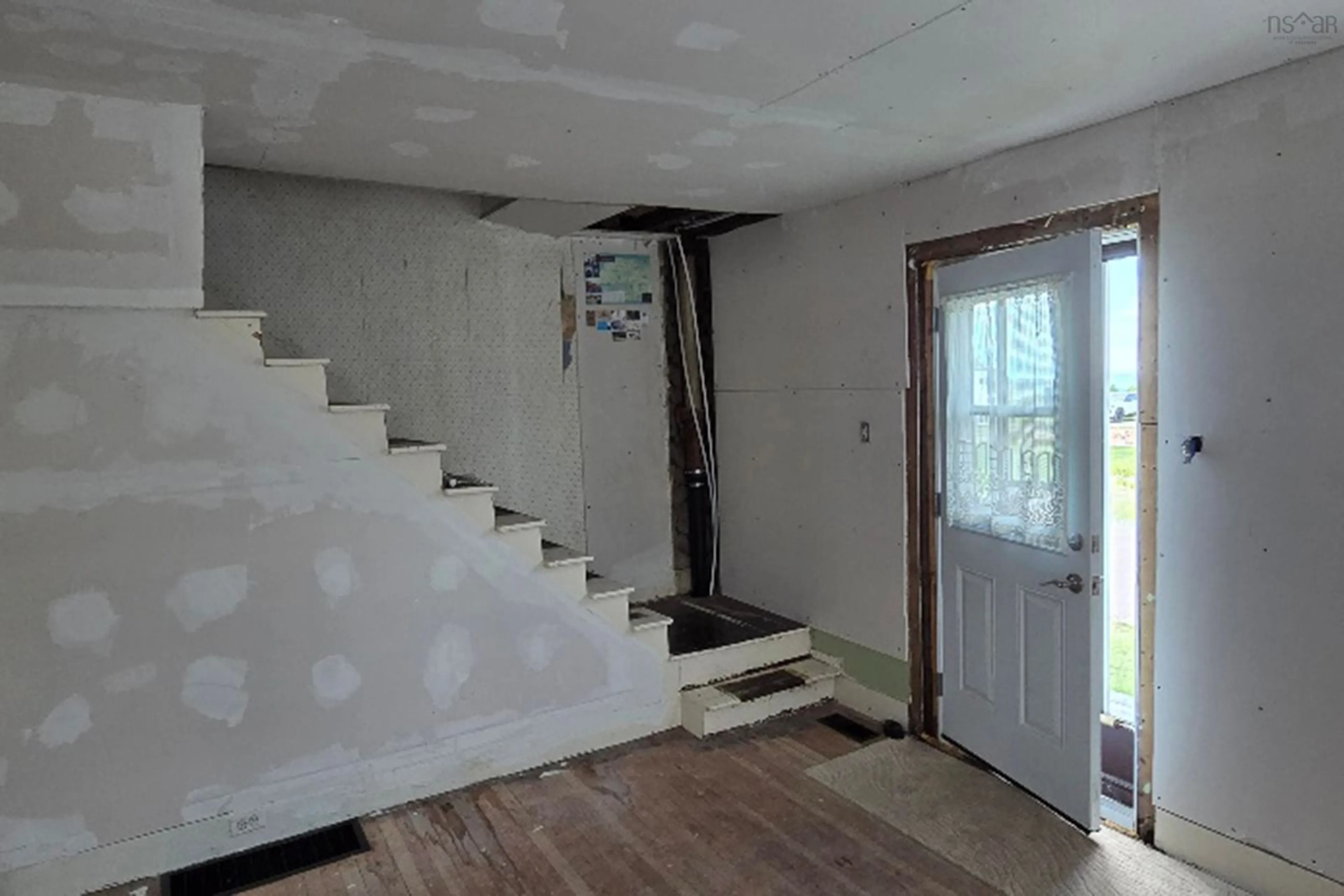 A pic of a room for 8 Grey St, Springhill Nova Scotia B0M 1X0