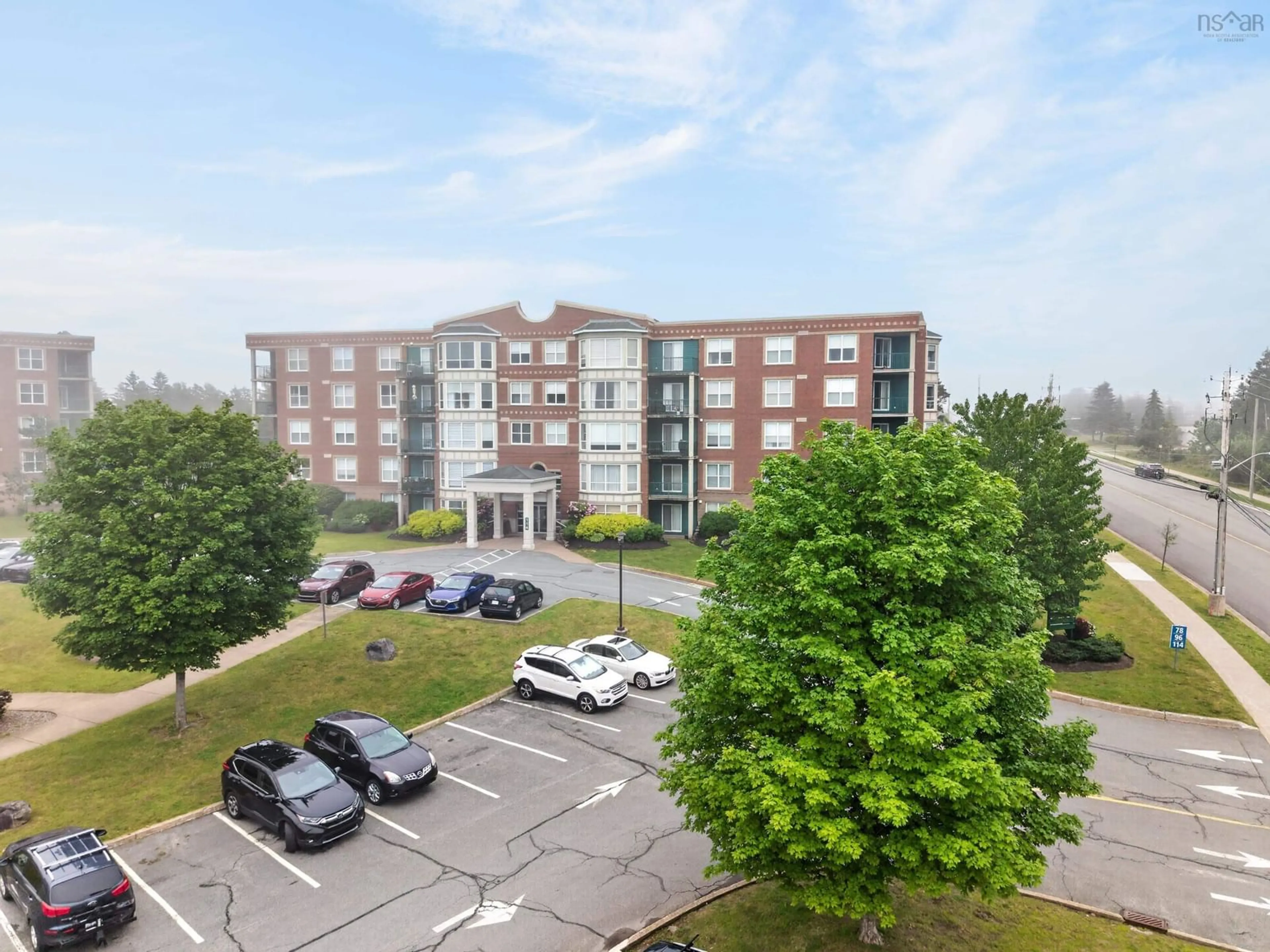 A pic from outside/outdoor area/front of a property/back of a property/a pic from drone, building for 114 Regency Park Dr #304, Halifax Nova Scotia B3S 1R9