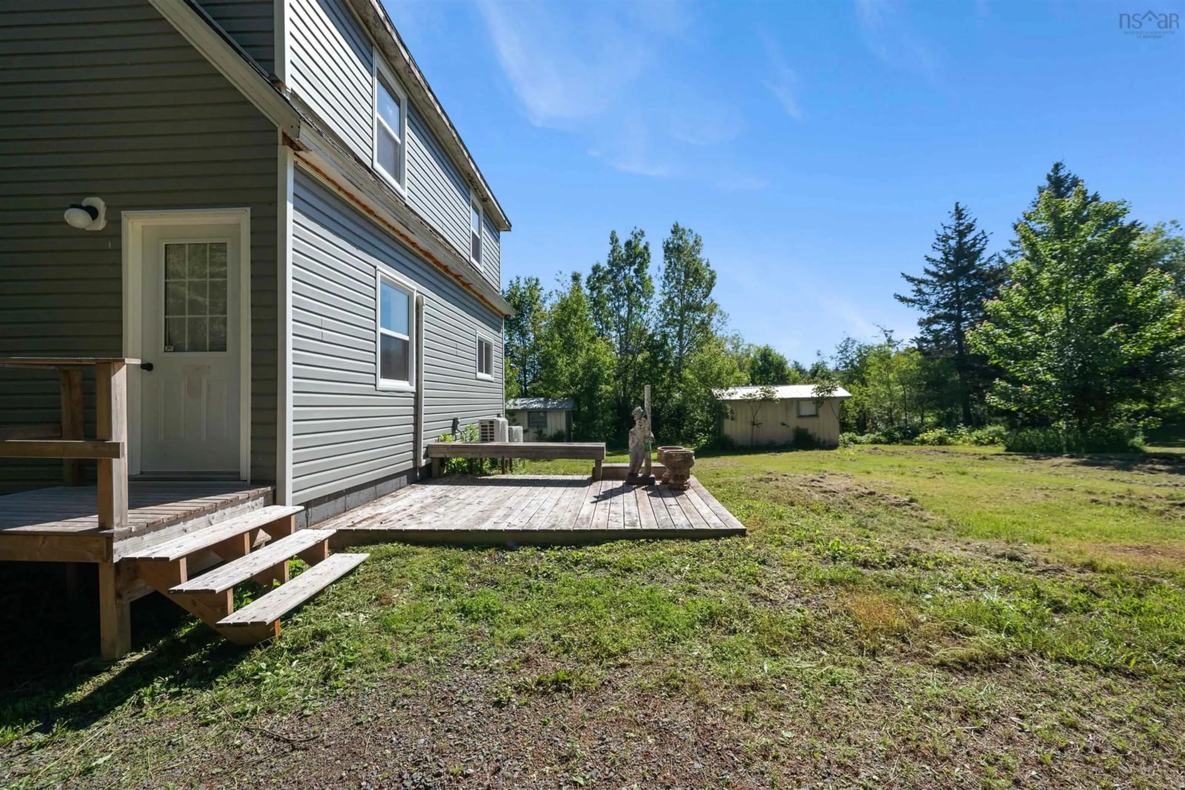Patio, unknown for 13734 Highway 6, Wallace Nova Scotia B0K 1Y0
