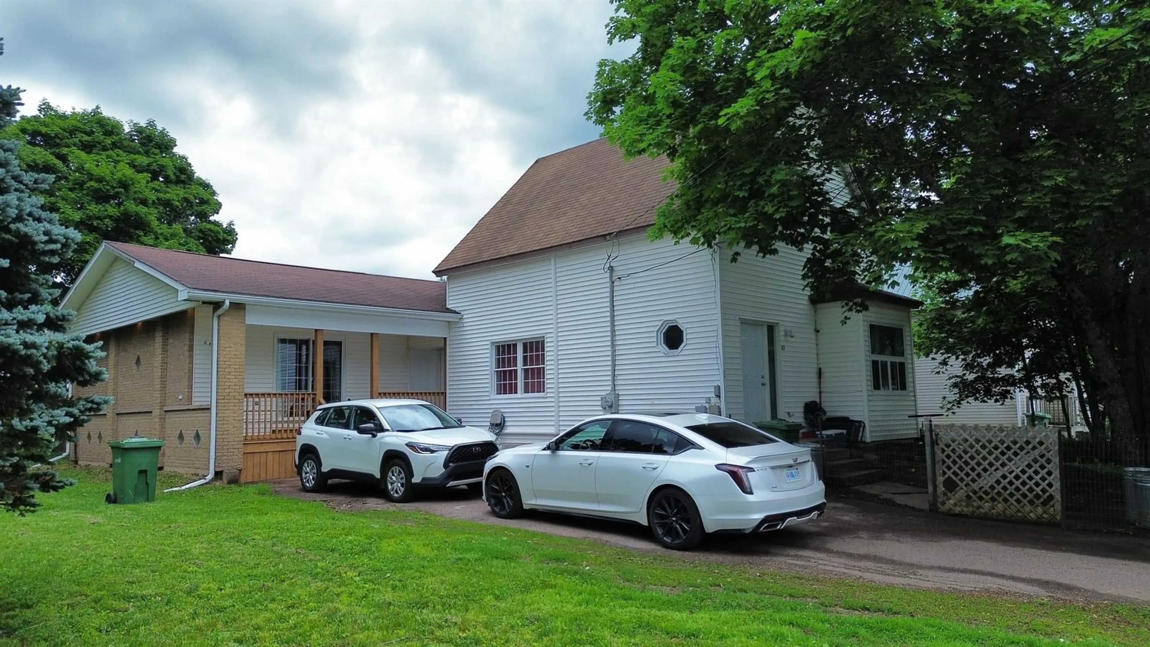 A pic from outside/outdoor area/front of a property/back of a property/a pic from drone, street for 10 Morris St, Springhill Nova Scotia B0M 1X0