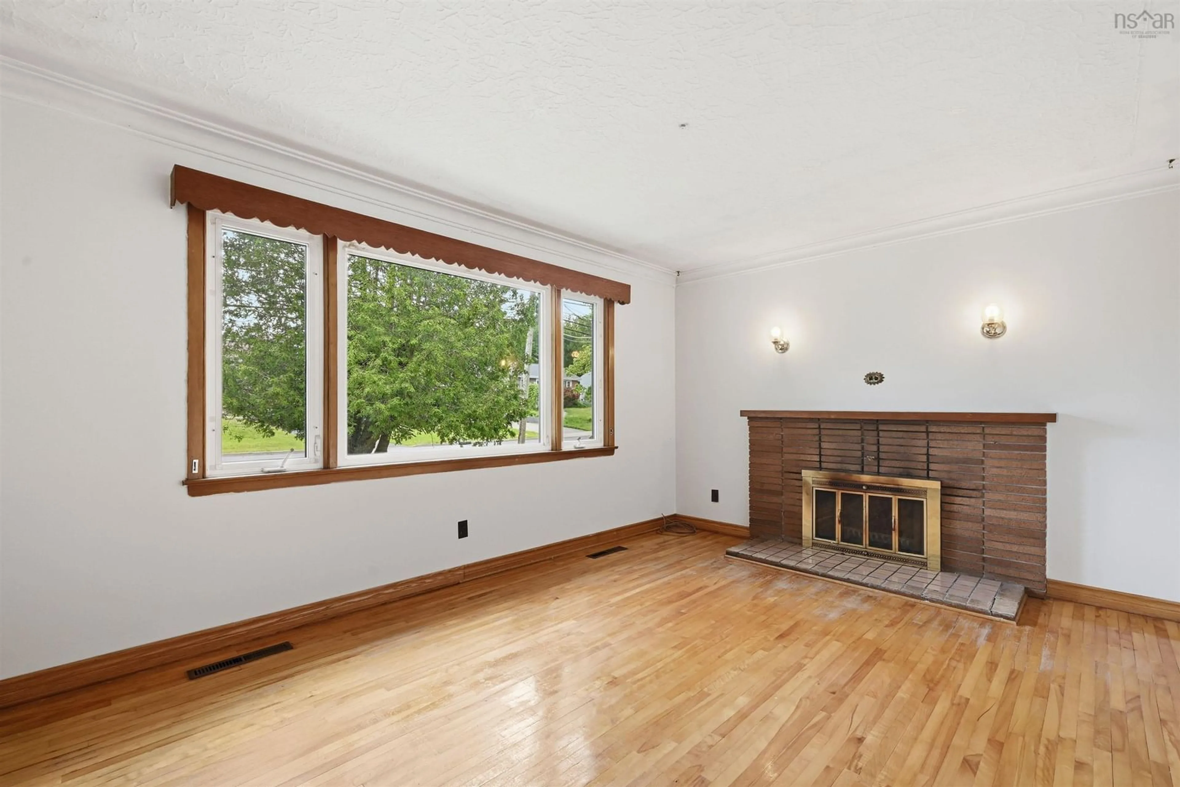 A pic of a room for 13 Brigadoon Ave, Dartmouth Nova Scotia B2W 2B3