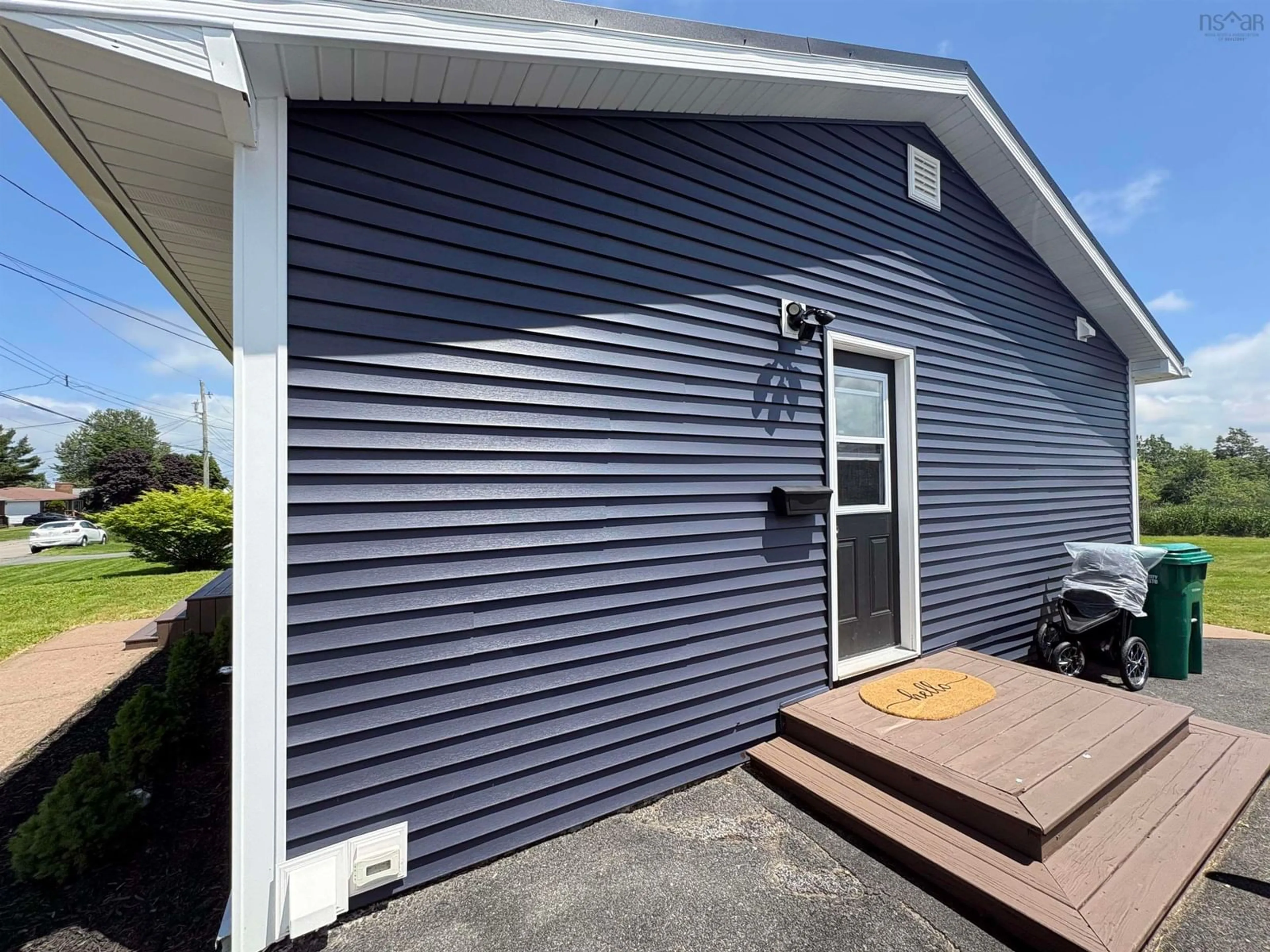 Home with vinyl exterior material, unknown for 466 Martin Ave, New Glasgow Nova Scotia B2H 1R9