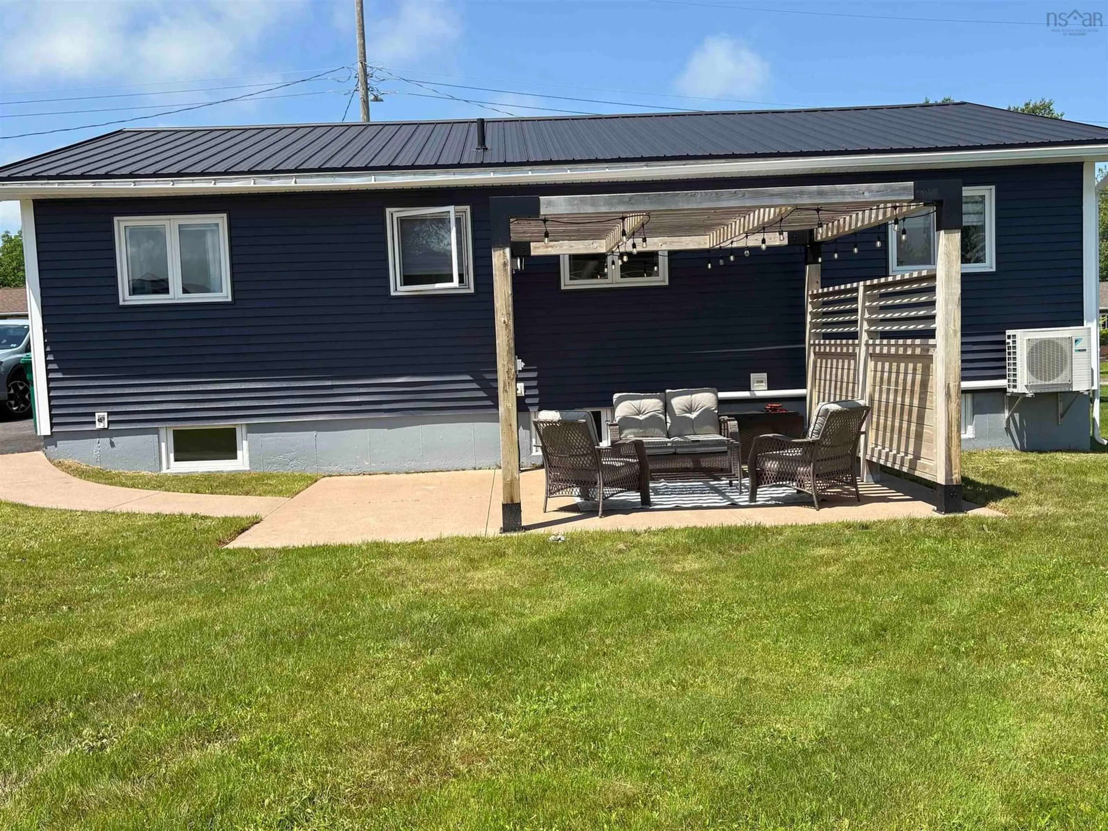 A pic from outside/outdoor area/front of a property/back of a property/a pic from drone, street for 466 Martin Ave, New Glasgow Nova Scotia B2H 1R9