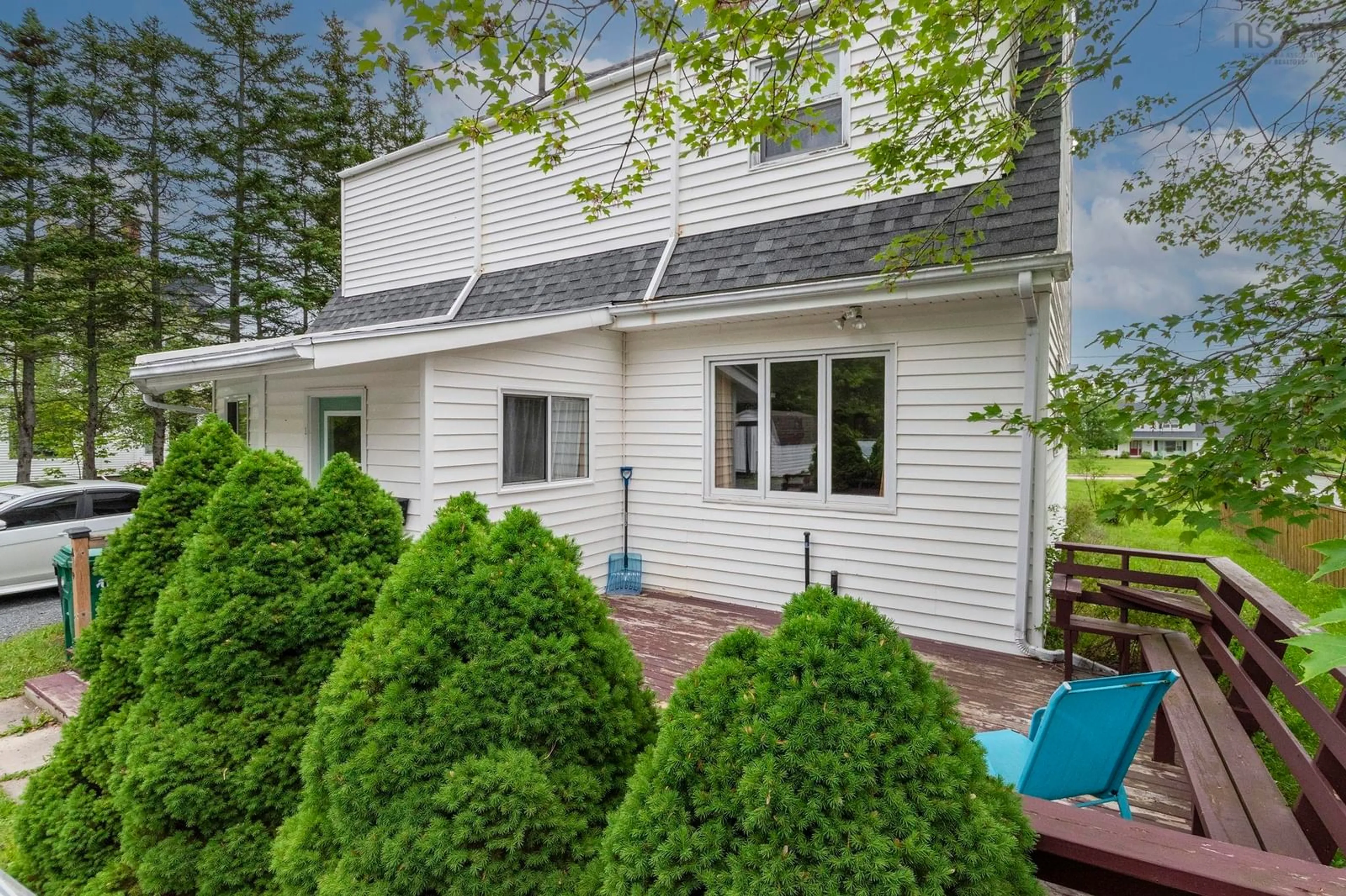 Home with vinyl exterior material, street for 1616 North Main St, Westville Nova Scotia B0K 2A0
