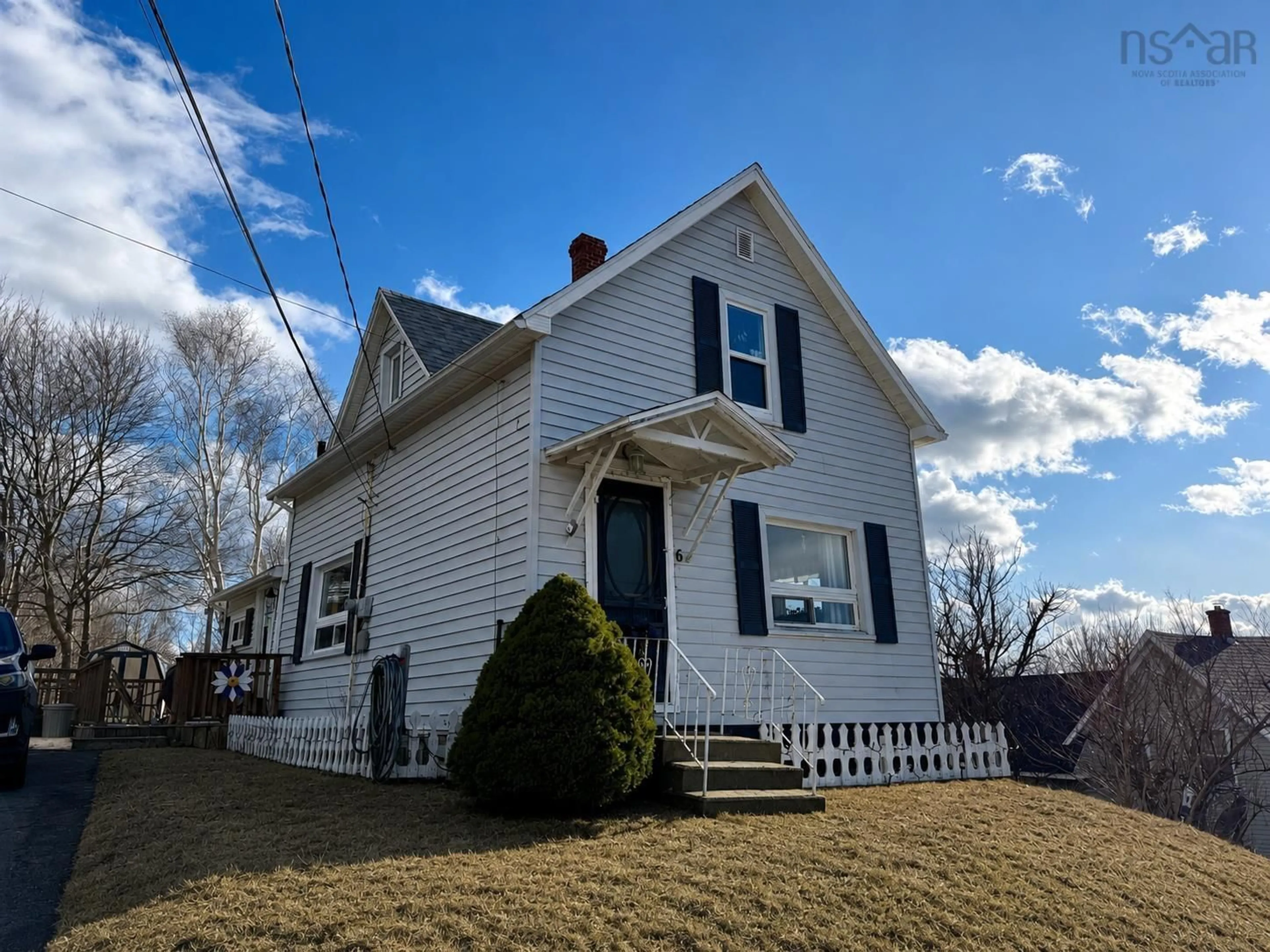 Home with vinyl exterior material, street for 6 Chestnut St, Trenton Nova Scotia B0K 1X0