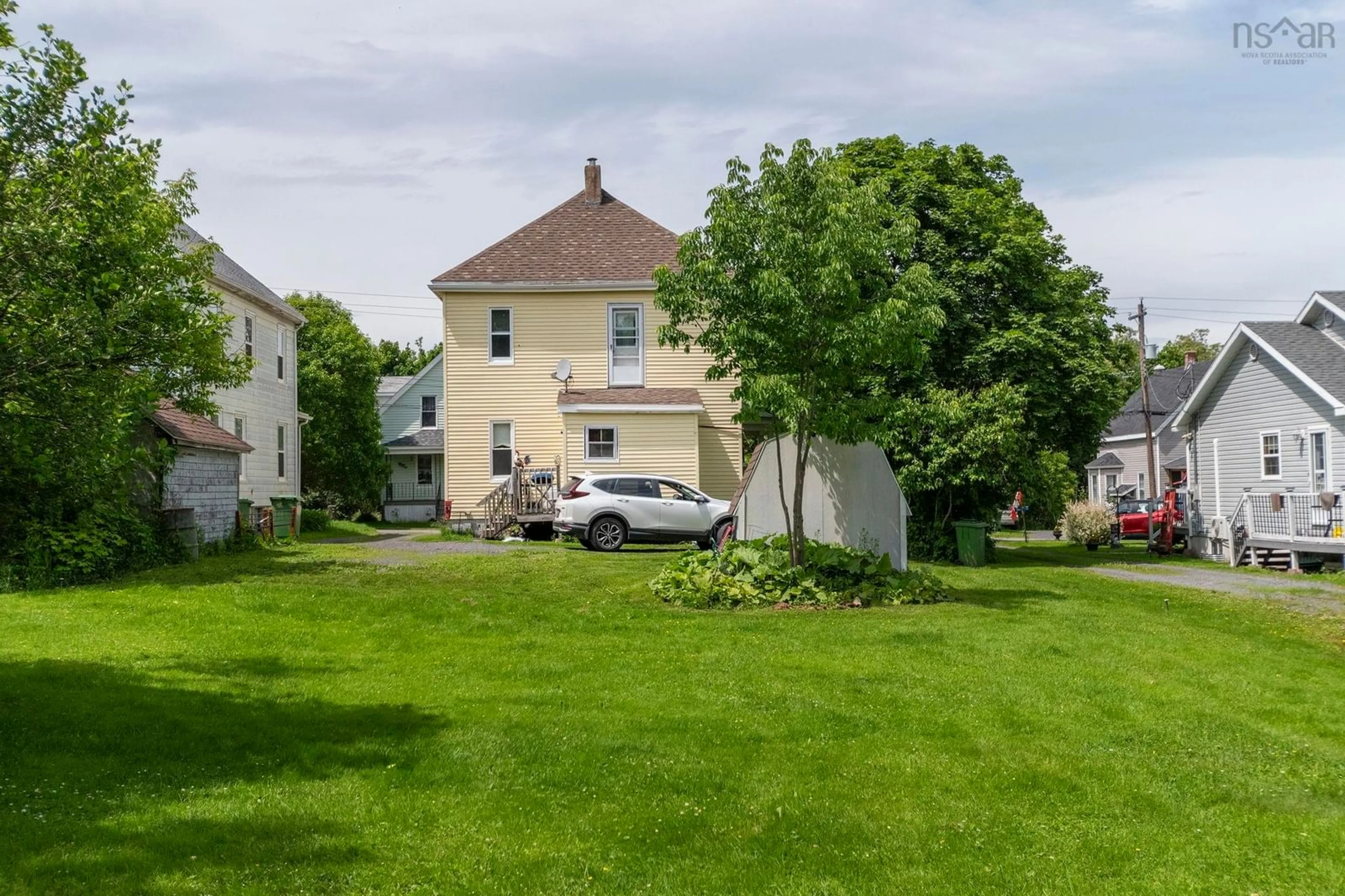 A pic from outside/outdoor area/front of a property/back of a property/a pic from drone, street for 128 River St, Stellarton Nova Scotia B0K 1S0