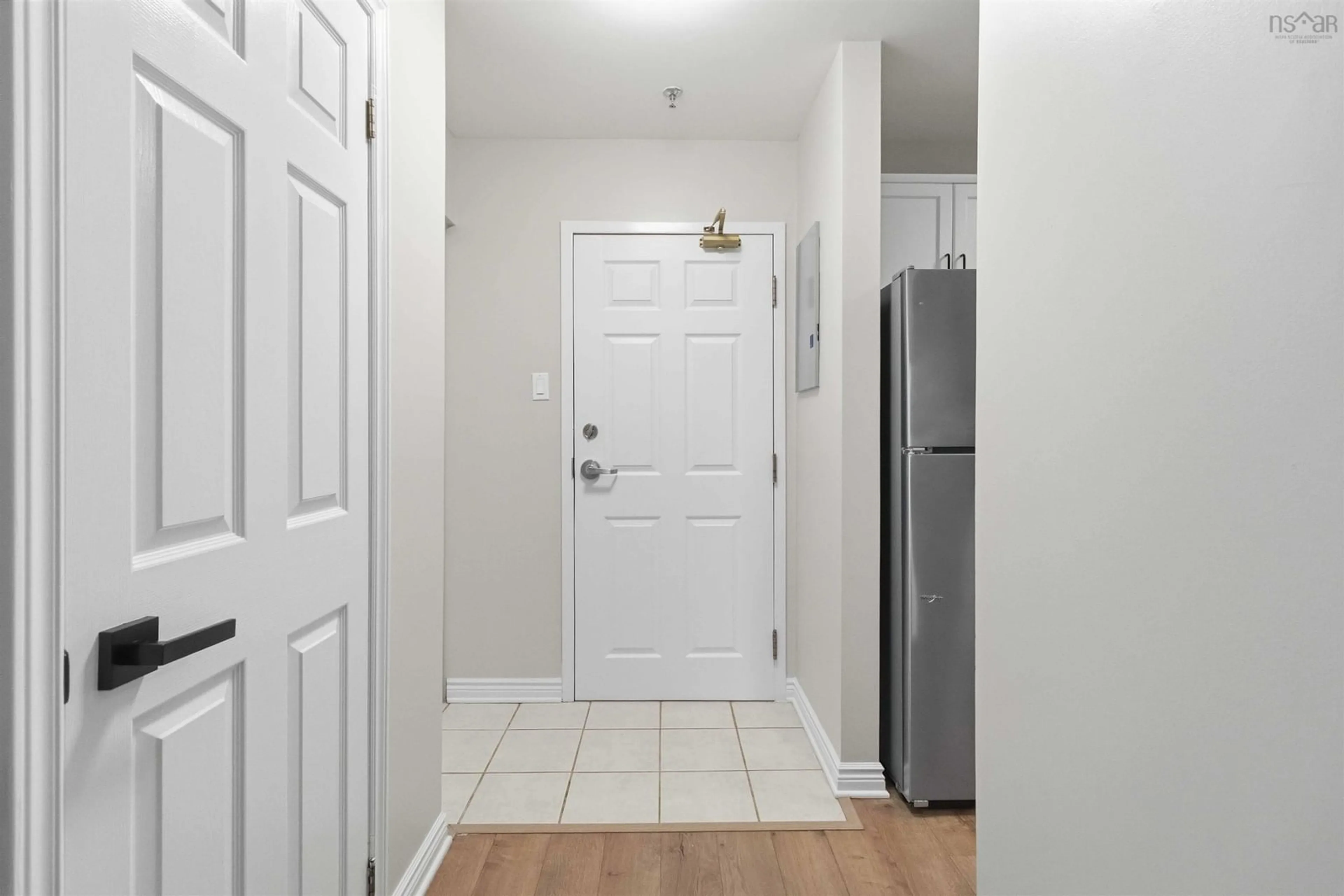 Indoor entryway for 75 Crichton Ave #5, Dartmouth Nova Scotia B3A 3R2