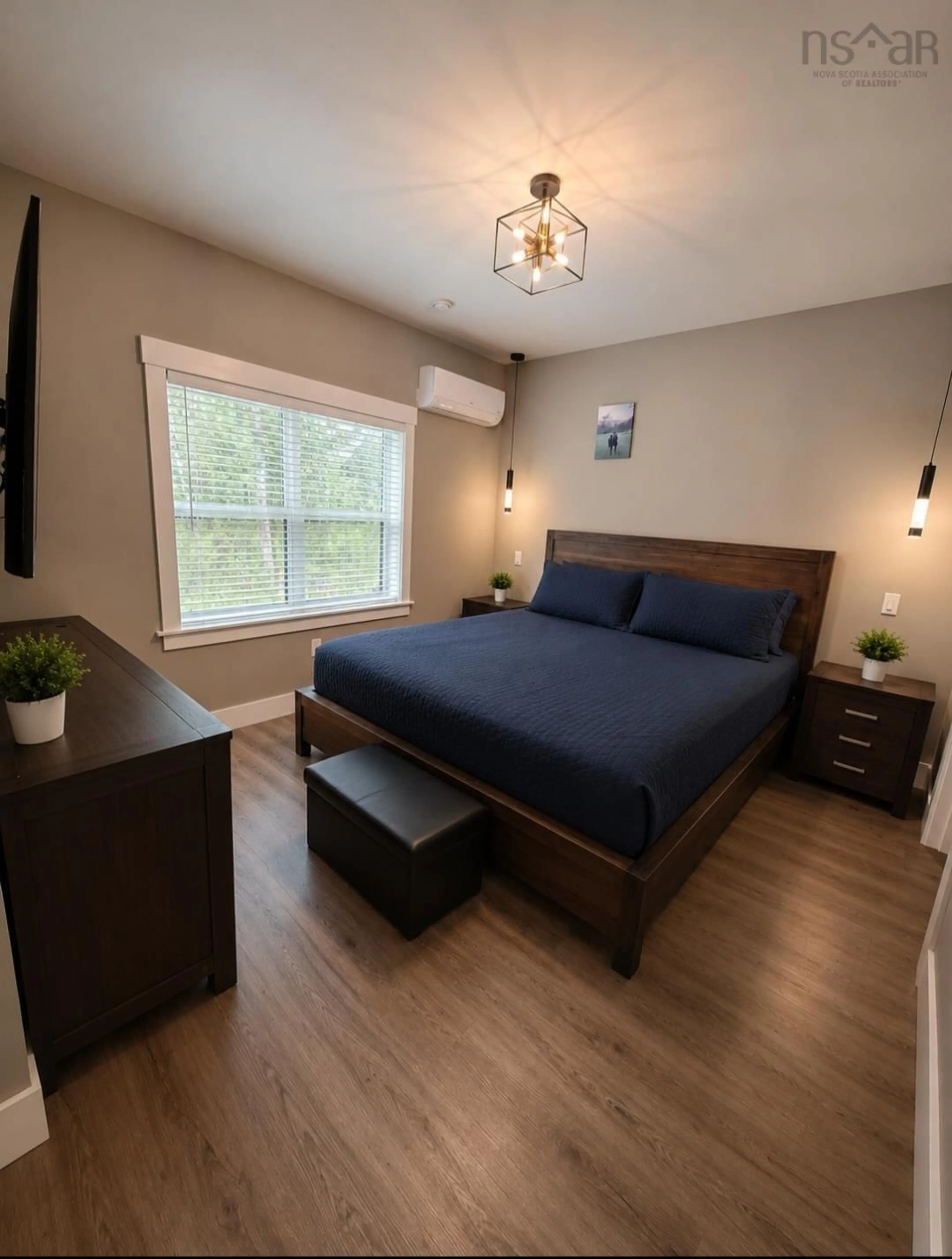 Bedroom with bed, wood/laminate floor for 117 Canyon Point Rd, Vaughan Nova Scotia B0N 2T0