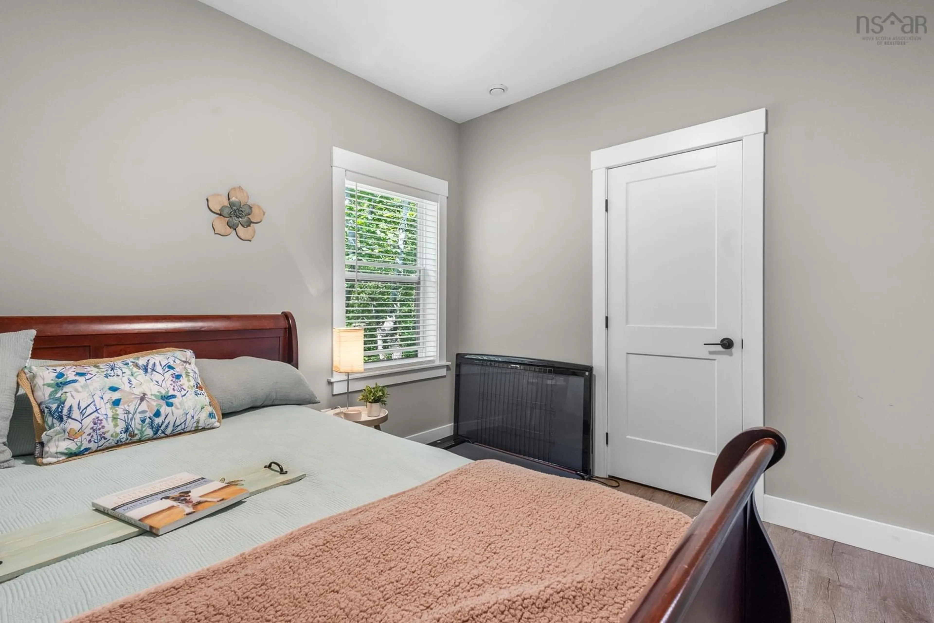 Bedroom with bed, unknown for 117 Canyon Point Rd, Vaughan Nova Scotia B0N 2T0