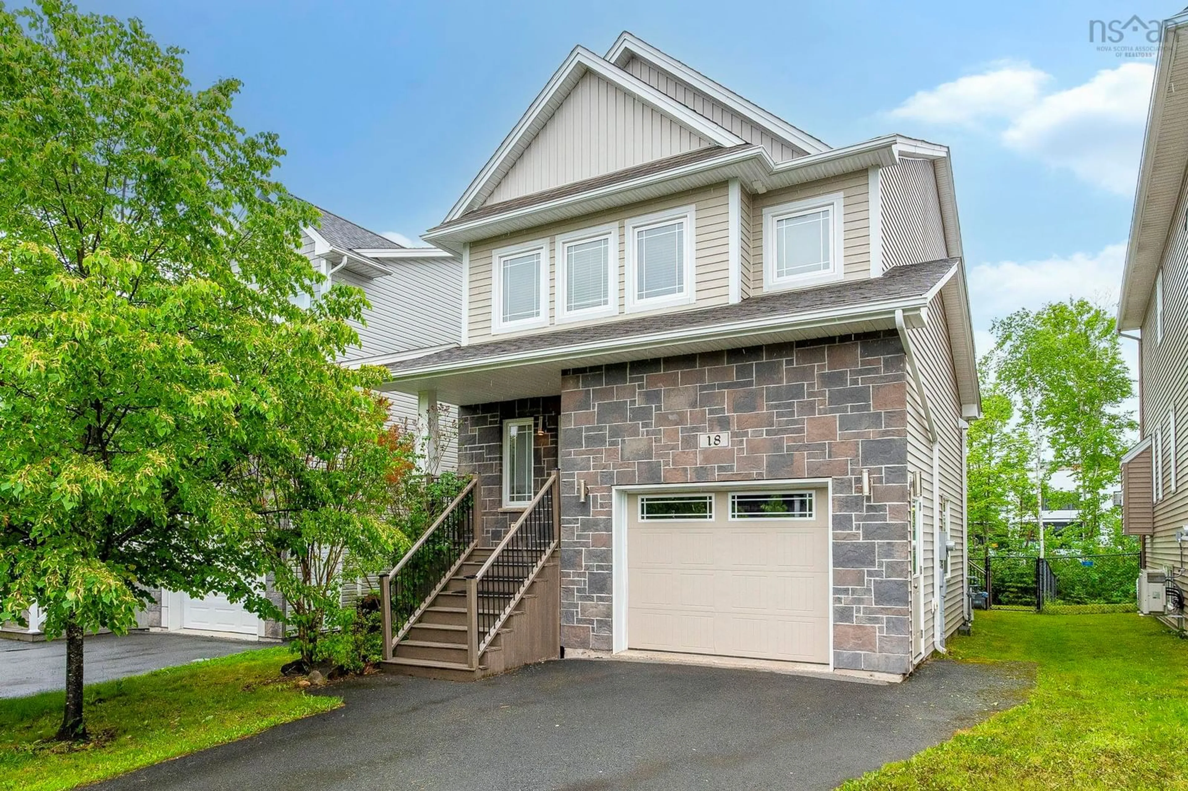 Home with vinyl exterior material, street for 18 Larkview Terr, Bedford Nova Scotia B4B 0P2
