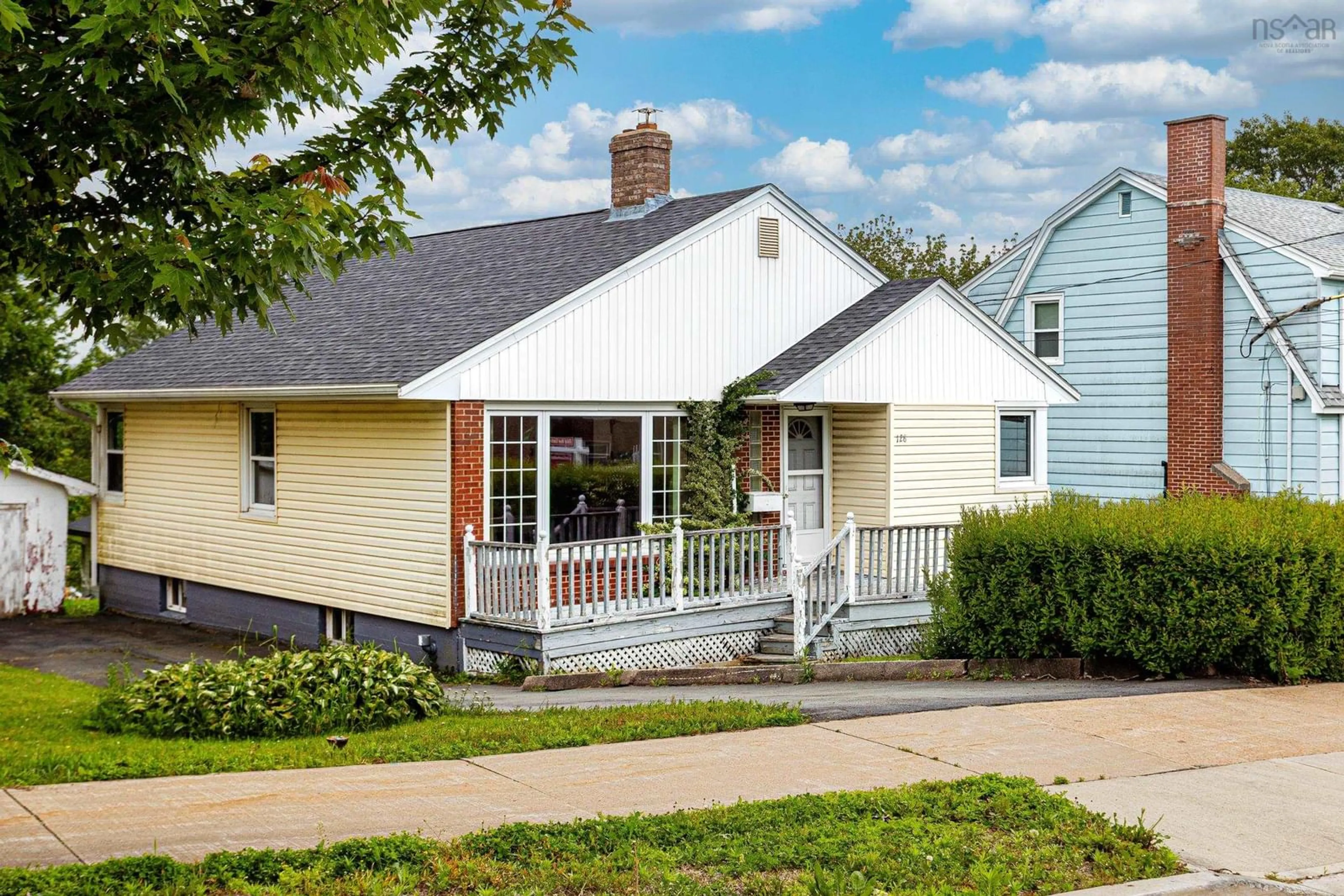 Home with vinyl exterior material, street for 128 Joffre St, Dartmouth Nova Scotia B2Y 3E1