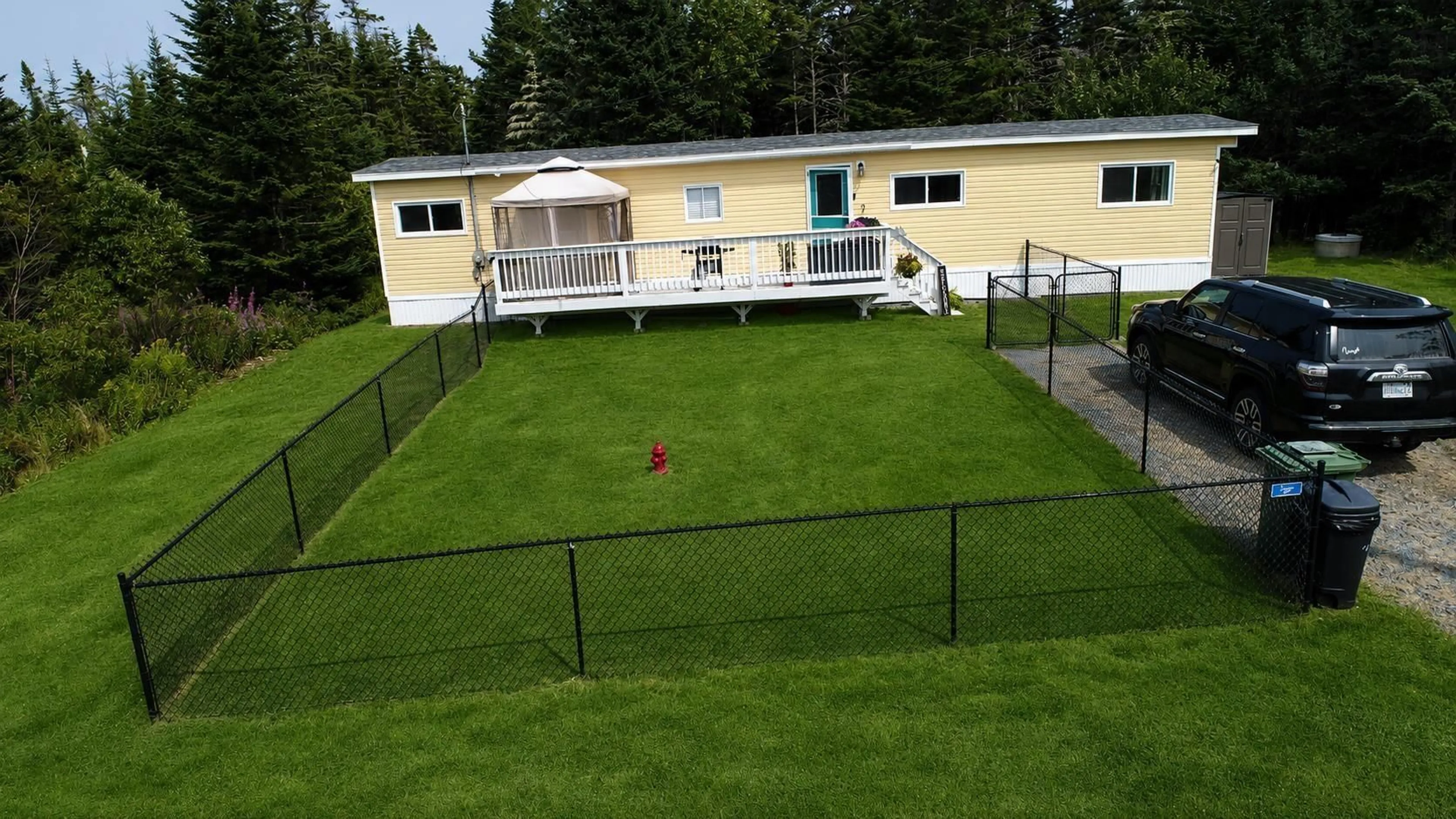 A pic from outside/outdoor area/front of a property/back of a property/a pic from drone, building for 825 East Jeddore Rd, East Jeddore Nova Scotia B0J 2L0