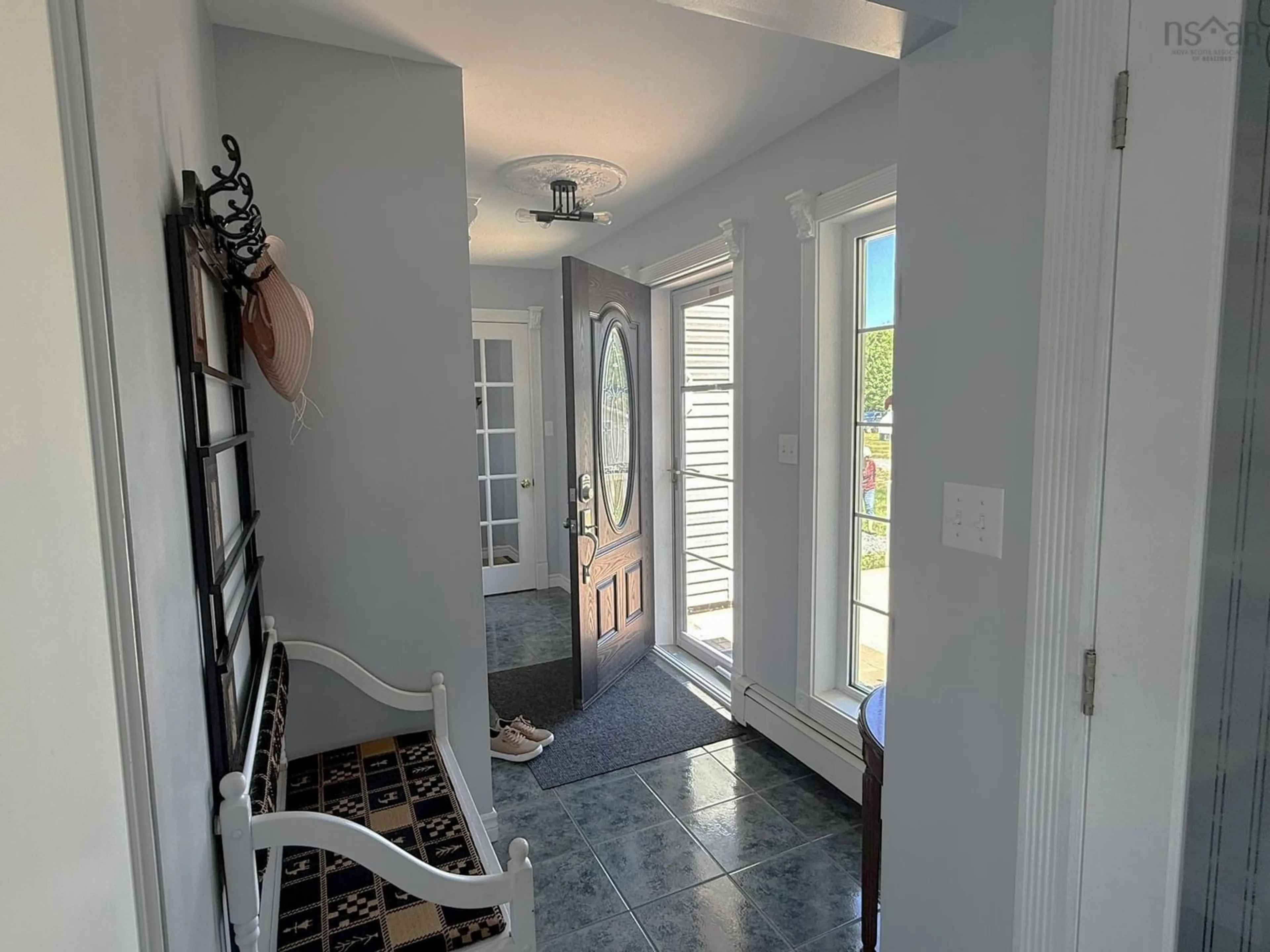 Indoor entryway for 8265 West Bay Hwy, Sampsonville Nova Scotia B0E 3B0