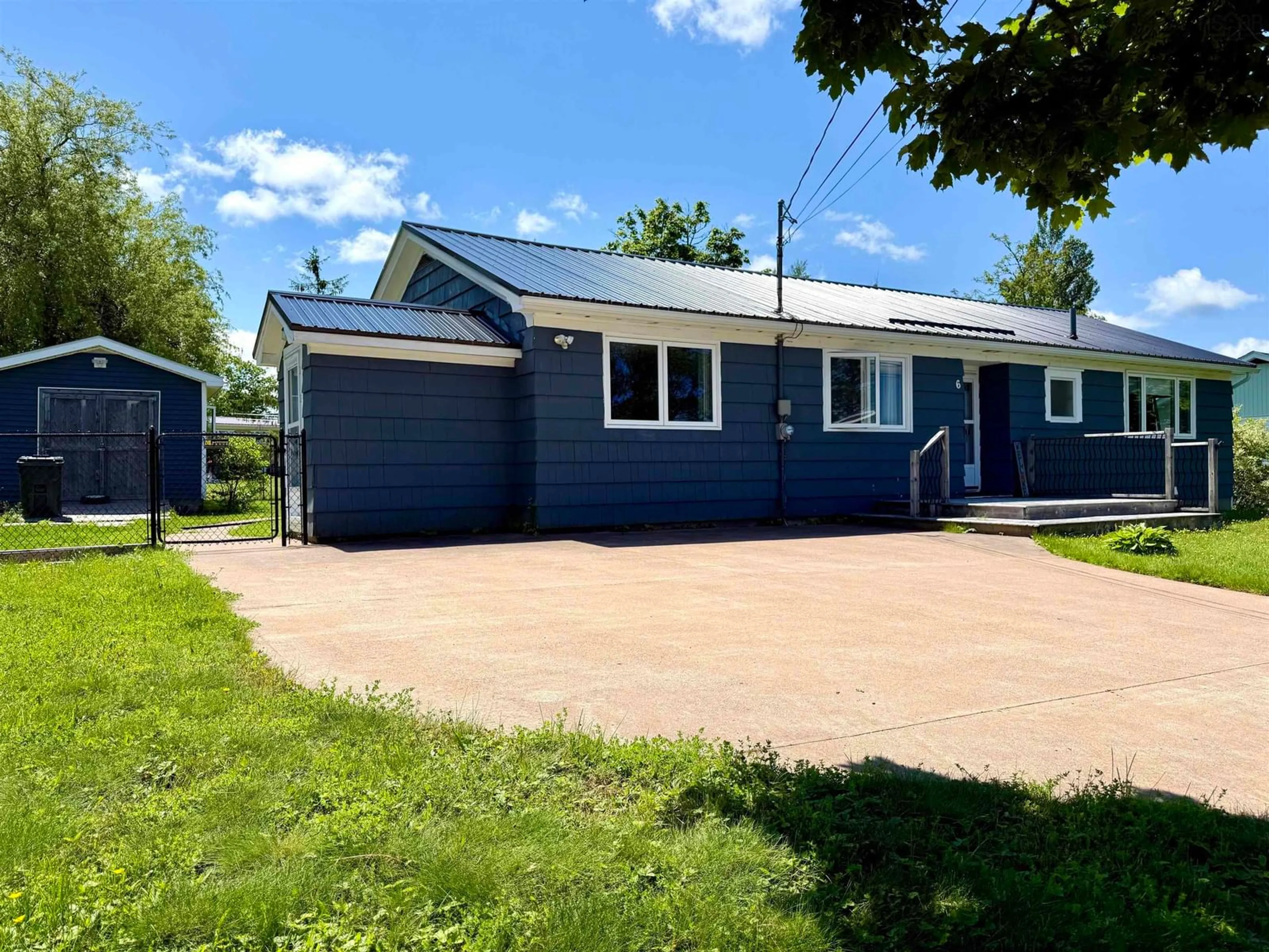 A pic from outside/outdoor area/front of a property/back of a property/a pic from drone, street for 6 Smith Ave, Springhill Nova Scotia B0M 1X0