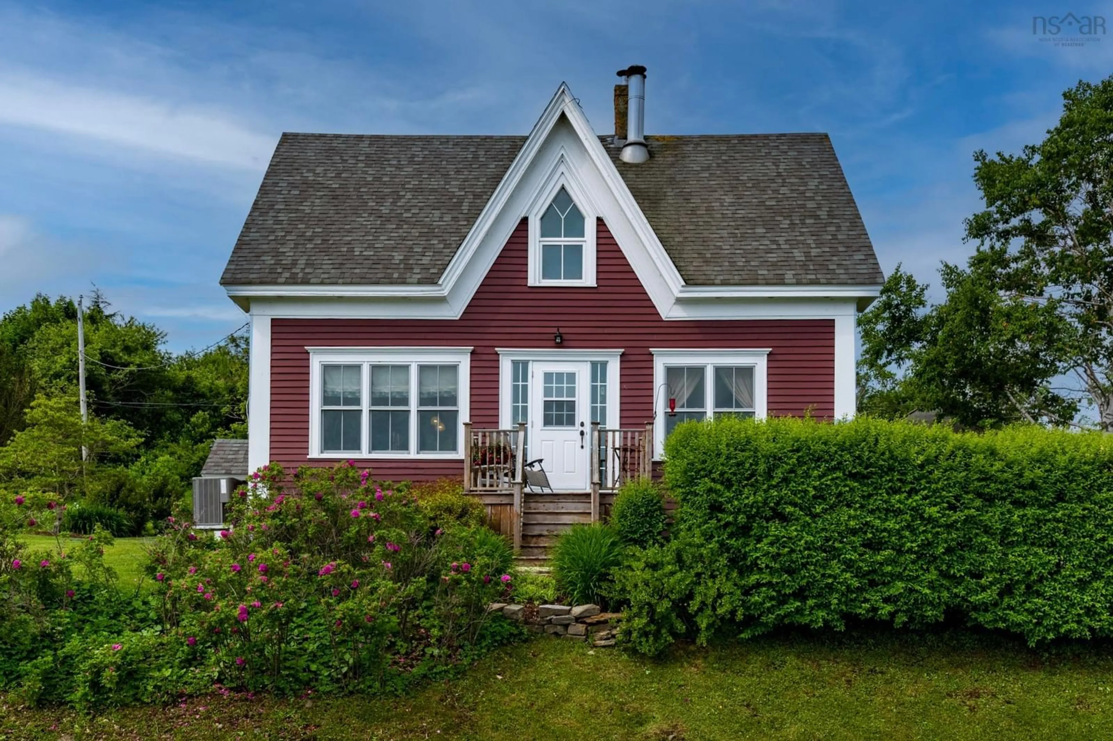 Home with vinyl exterior material, street for 2832 332 Hwy, Bayport Nova Scotia B0J 2X0