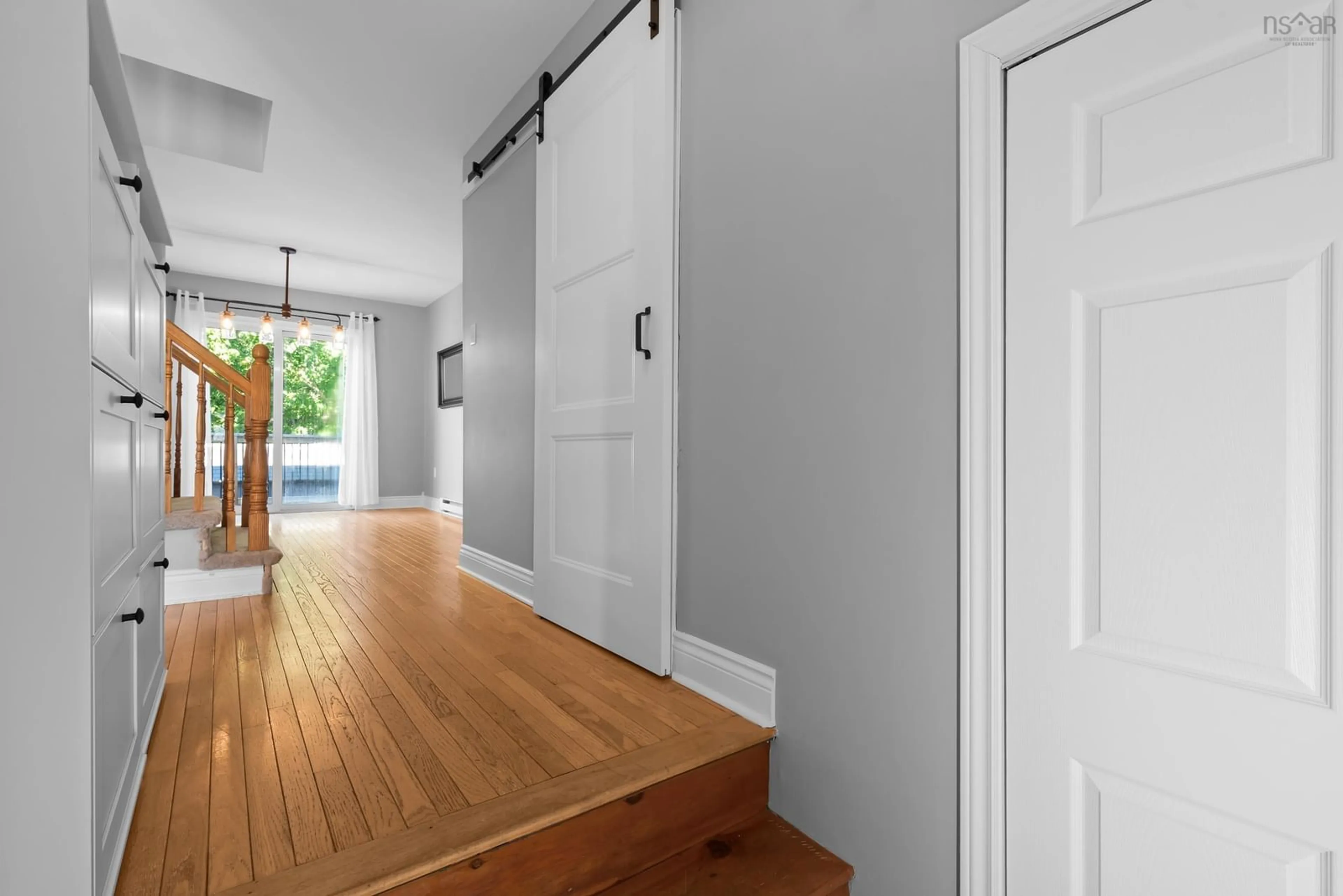 Indoor entryway for 46 Silver Maple Dr, Timberlea Nova Scotia B3T 1G6