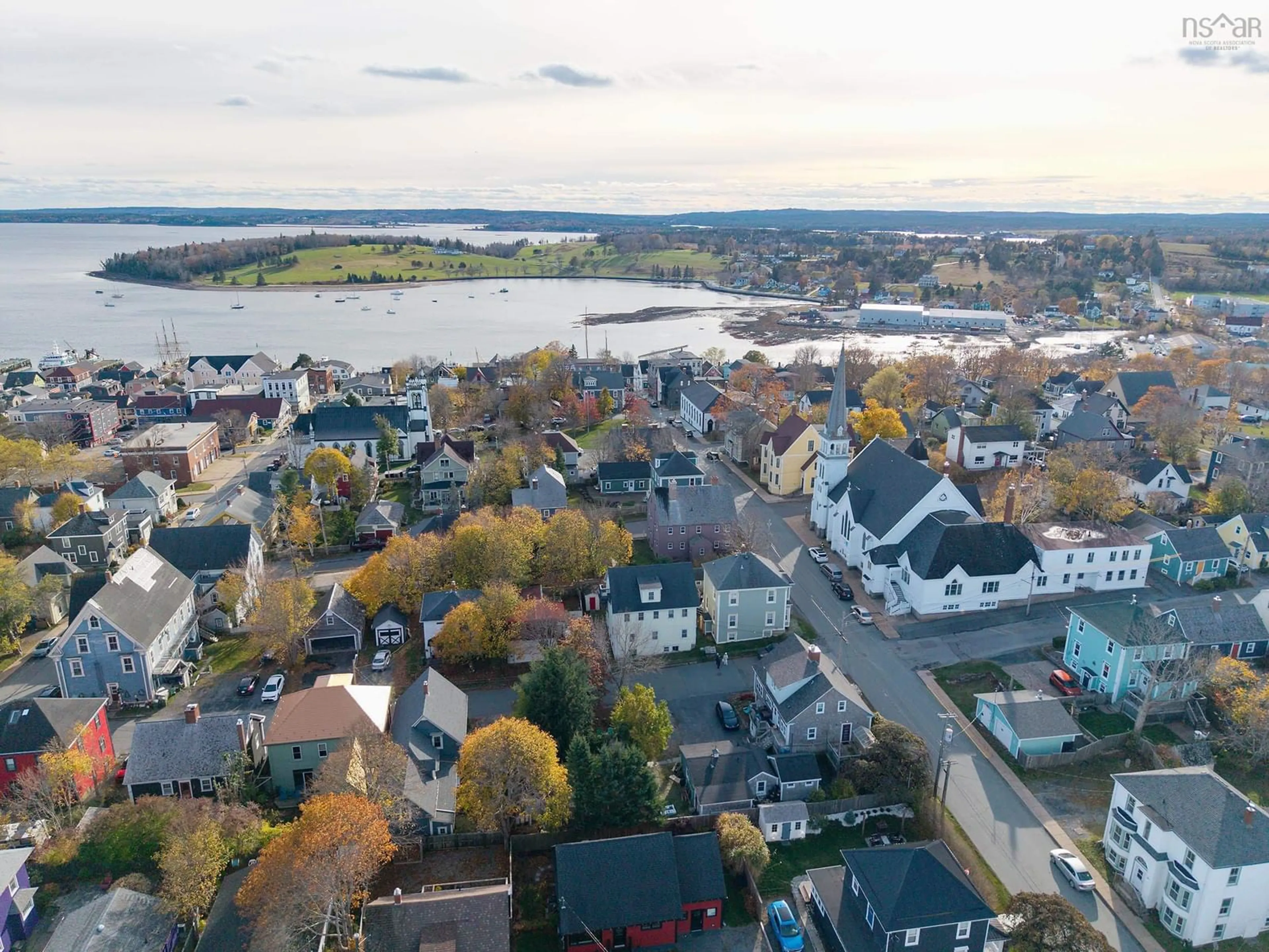 A pic from outside/outdoor area/front of a property/back of a property/a pic from drone, water/lake/river/ocean view for 69 Fox St, Lunenburg Nova Scotia B0J 2C0