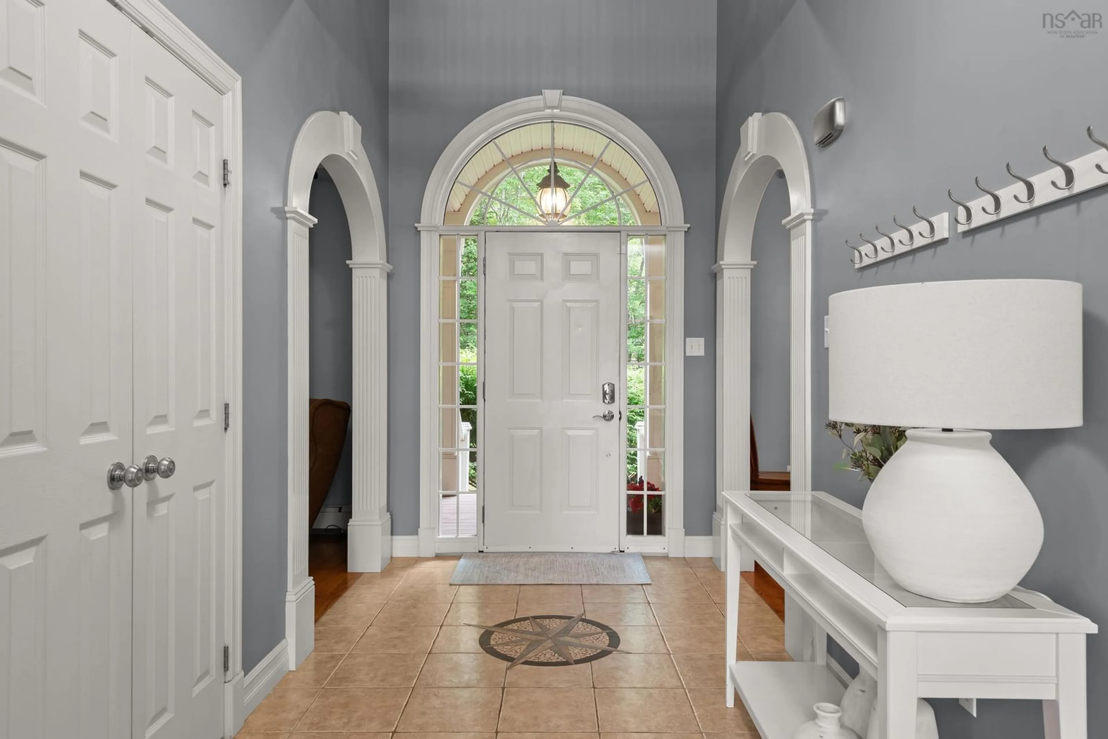 Indoor entryway for 21 Starrysky Crt, Upper Tantallon Nova Scotia B3Z 4H7