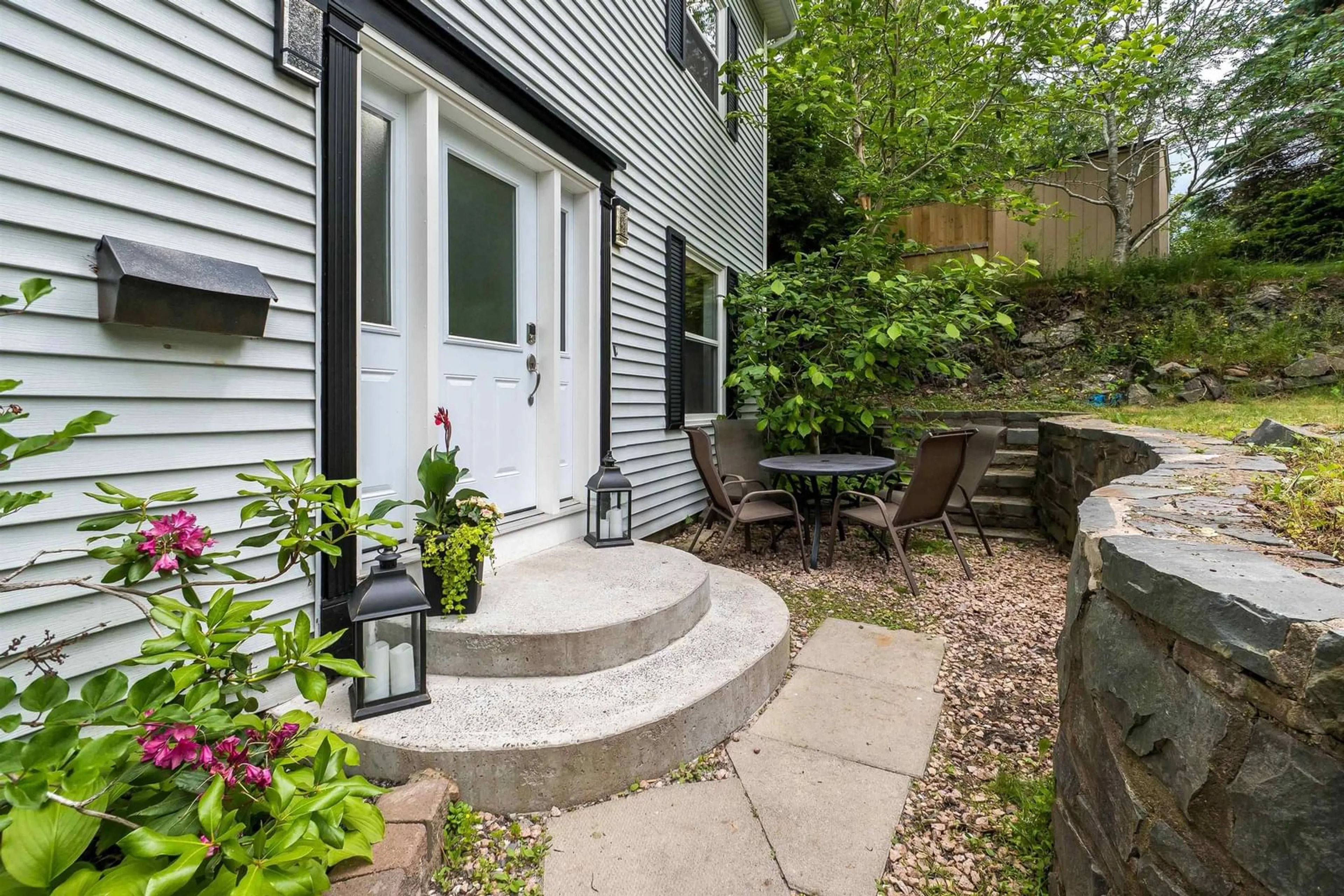 Patio, street for 22A Wedgewood Ave, Halifax Regional Municipality Nova Scotia B3M 2B3