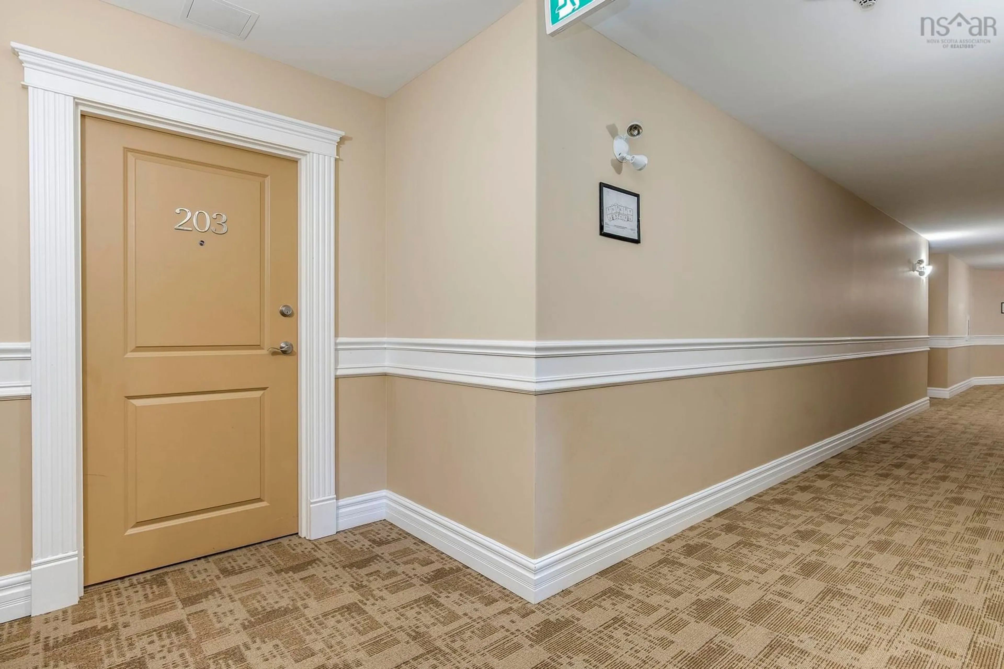 Indoor foyer for 87 Pebblecreek Crescent #203, Portland Hills Nova Scotia B2W 0J9
