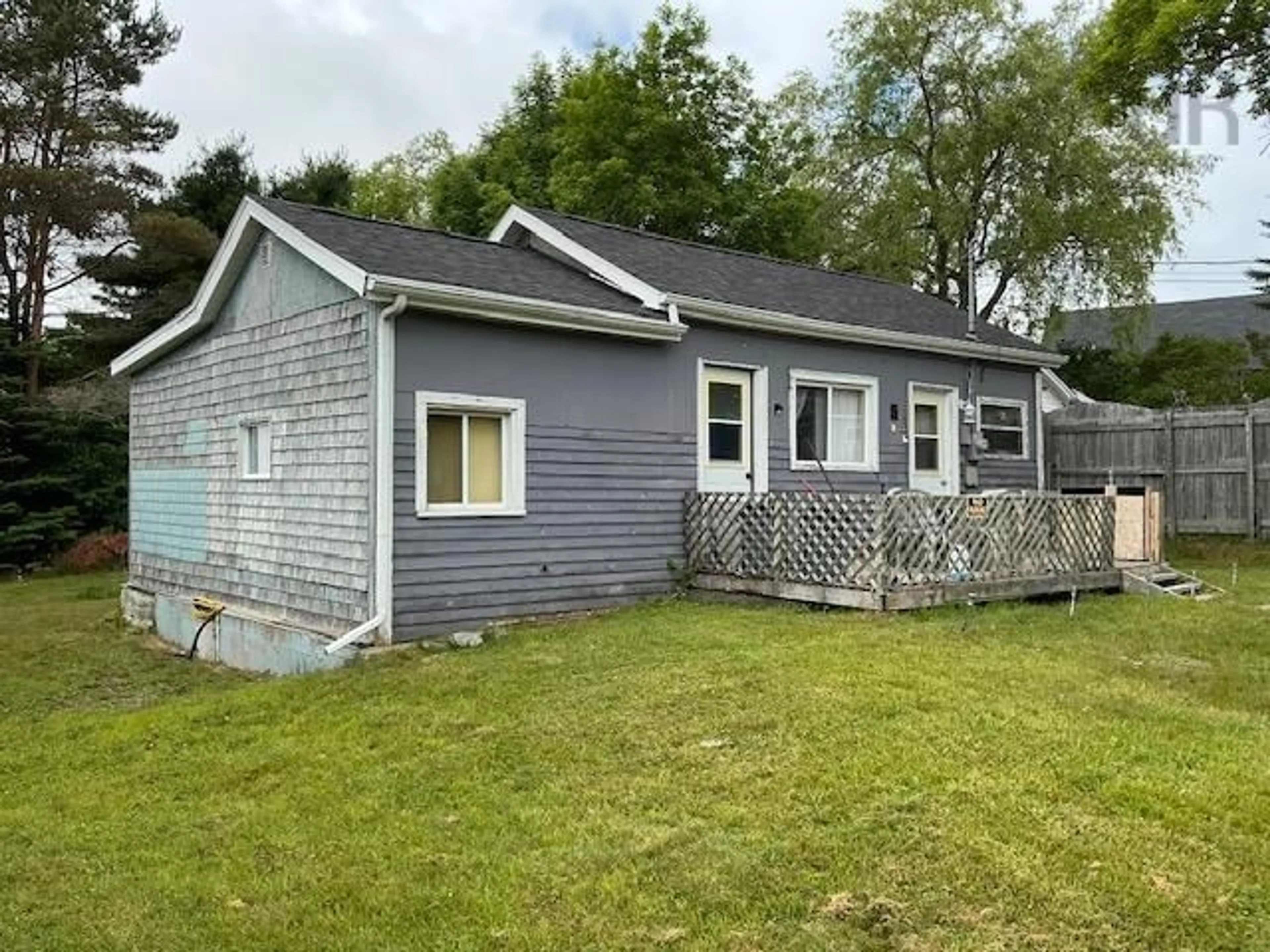 Unknown for 5 Birch Ave, Liverpool Nova Scotia B0J 1H0