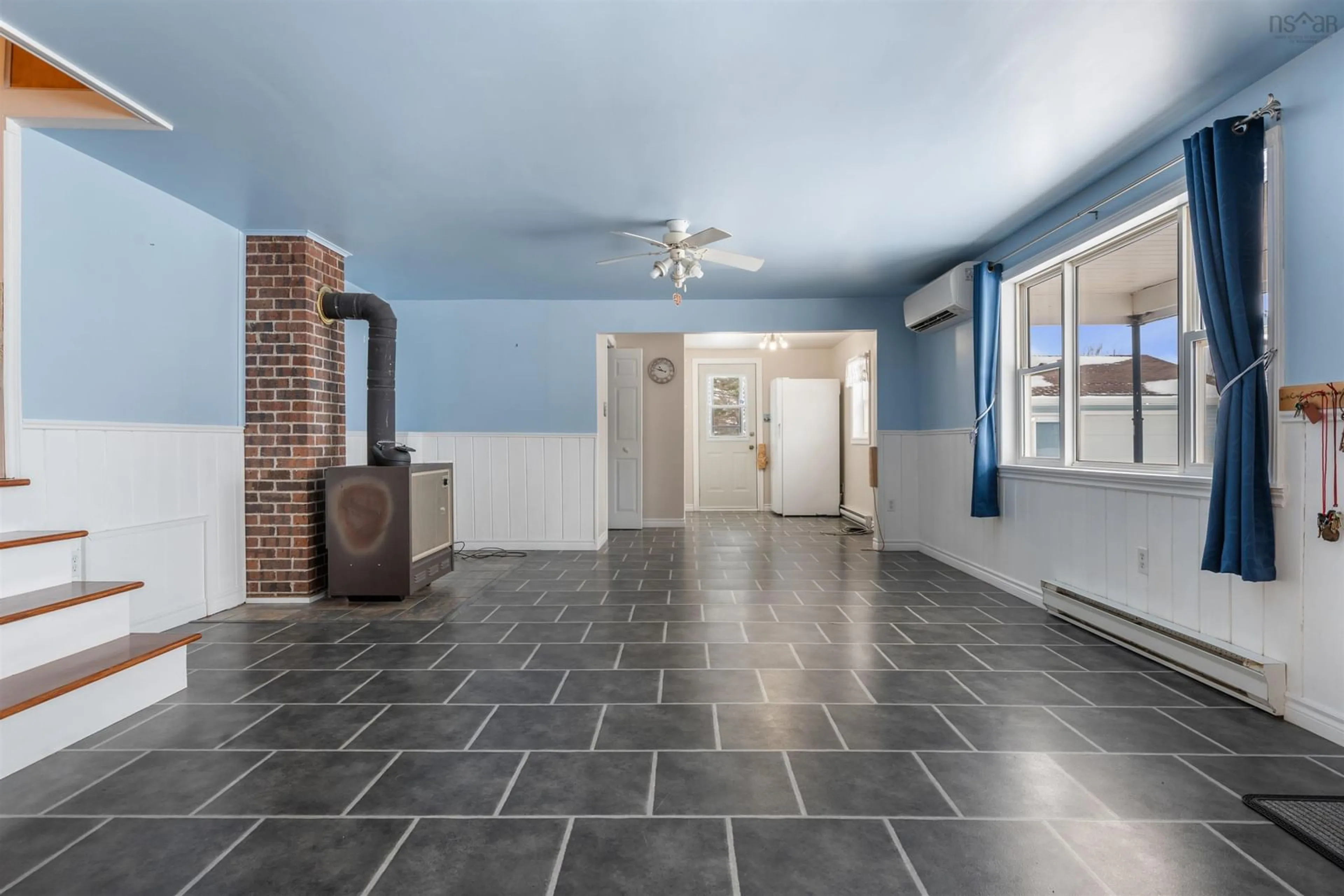Indoor foyer for 59 West Toney Dr, Seafoam Nova Scotia B0K 1N0