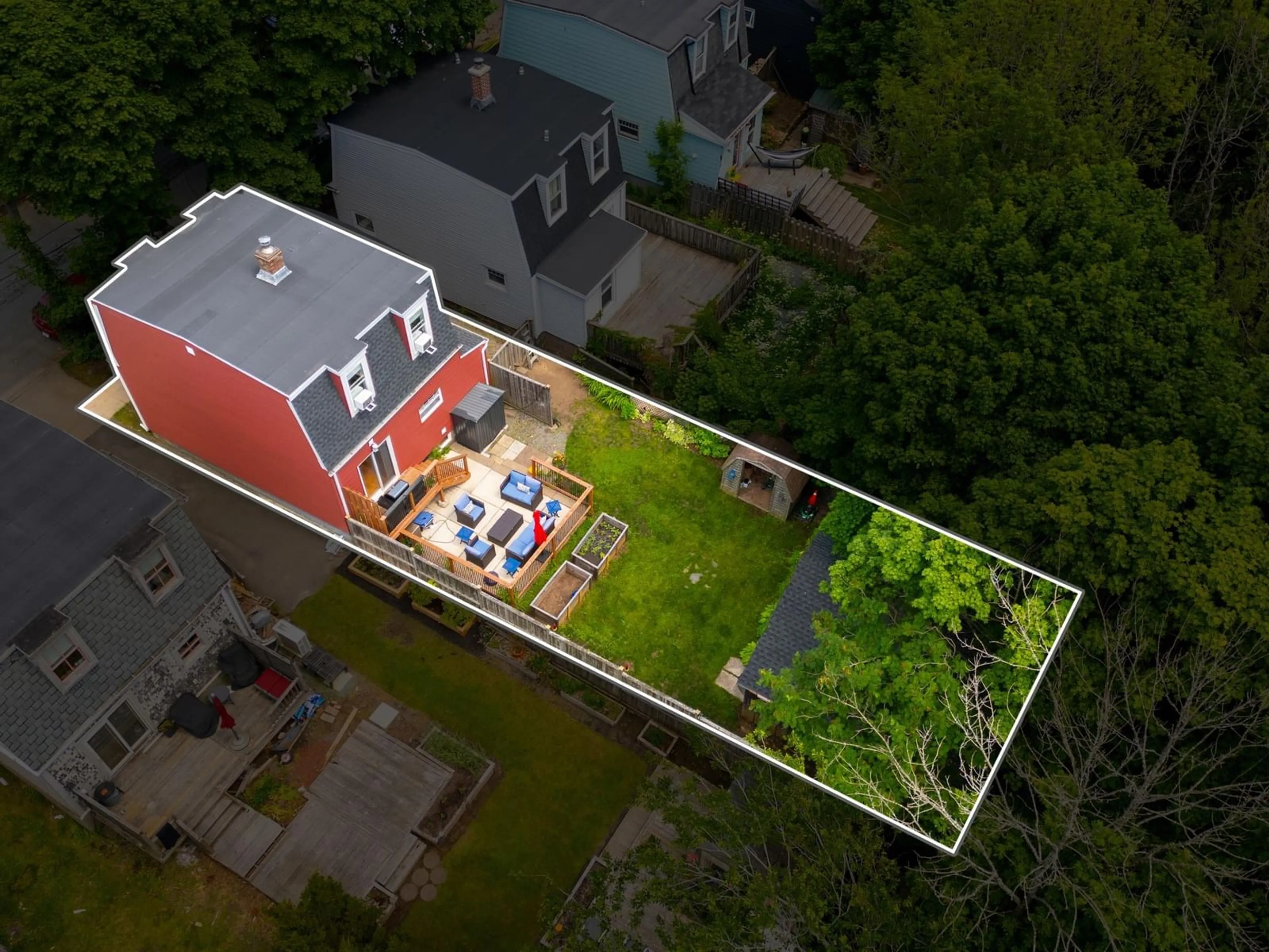A pic from outside/outdoor area/front of a property/back of a property/a pic from drone, street for 15 George St, Dartmouth Nova Scotia B3A 1L6