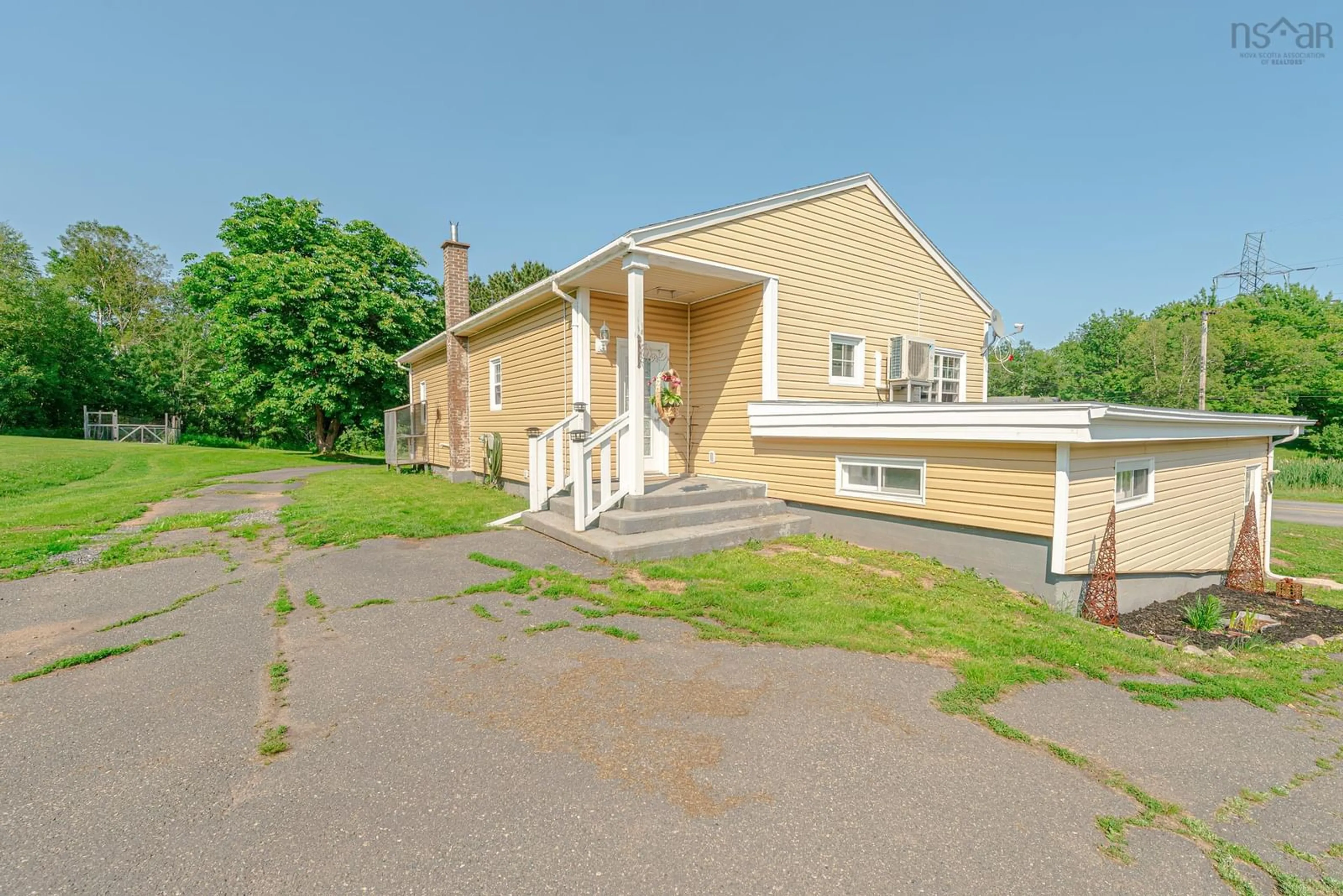 A pic from outside/outdoor area/front of a property/back of a property/a pic from drone, building for 123 Chance Harbour Rd, Hillside Nova Scotia B0X 1X0