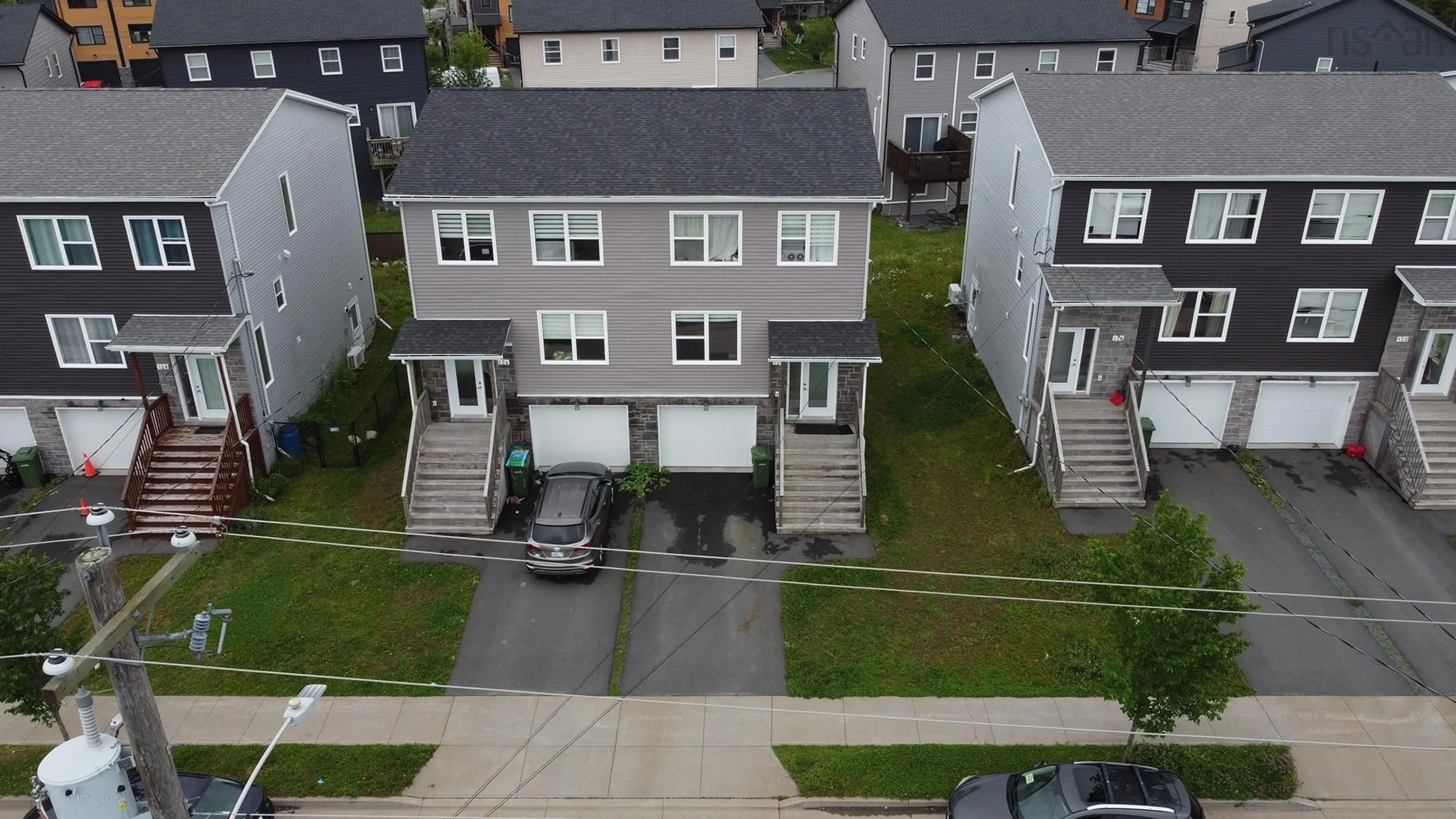 A pic from outside/outdoor area/front of a property/back of a property/a pic from drone, street for 126 Cortland Ridge, Halifax Nova Scotia B3R 0G6