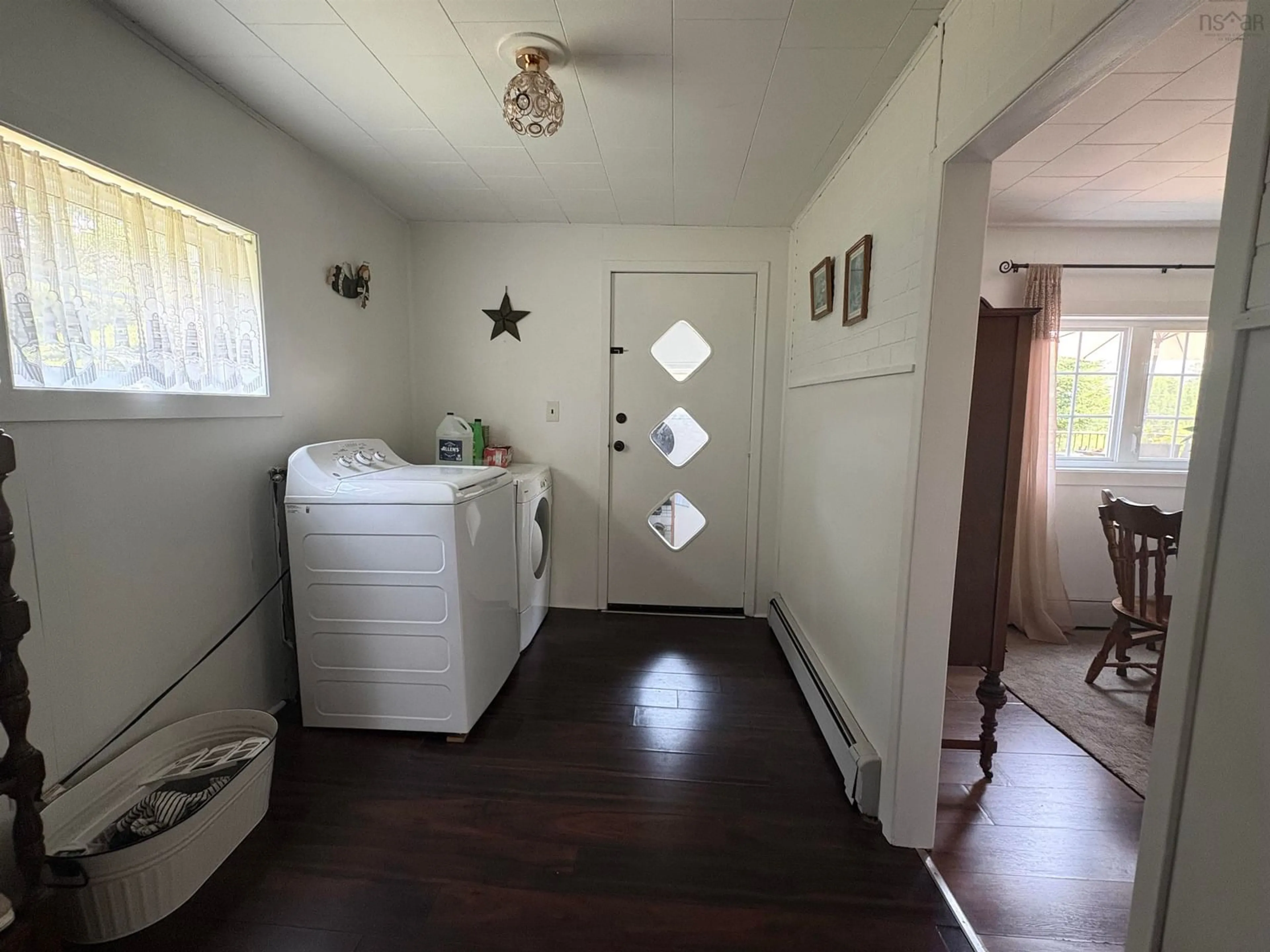 A pic of a room for 105 Wilkes Cove Rd, Middle Lahave Nova Scotia B4V 2Z2