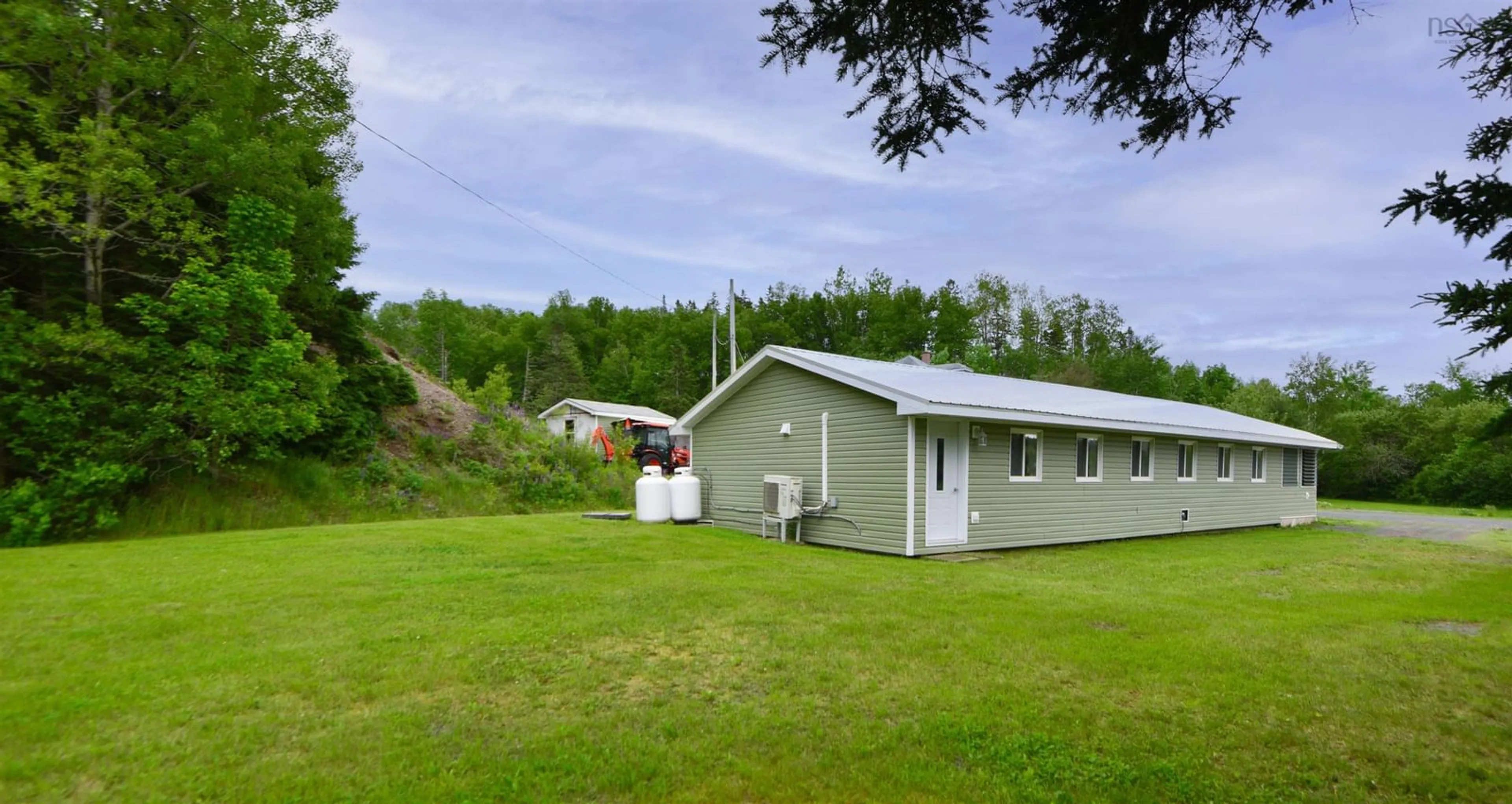 Shed for 1980 Highway 7, North Lochaber Nova Scotia B2G 2L3