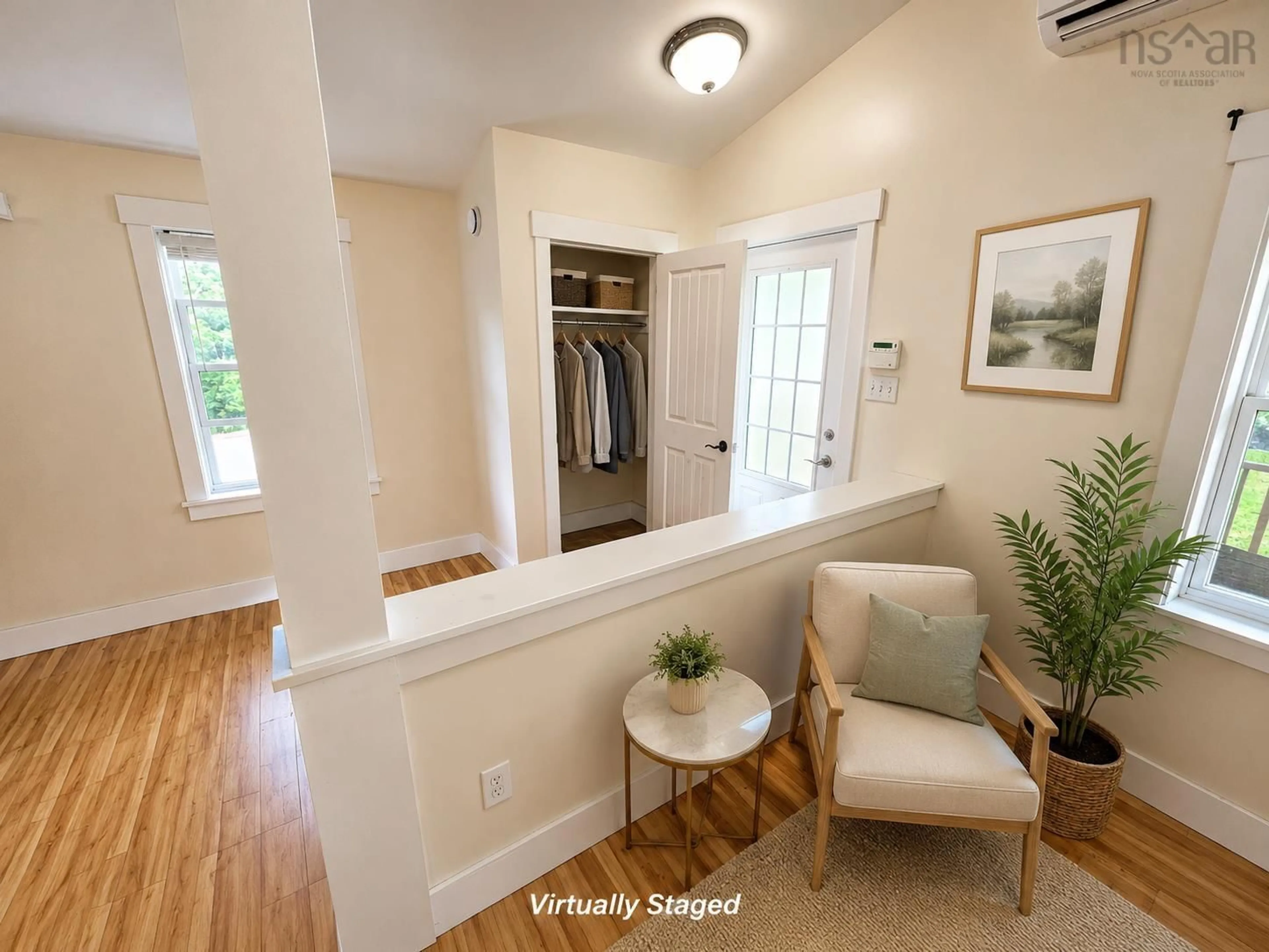 Indoor entryway for 10 Hayley Lane Lane, Beaver Bank Nova Scotia B4G 1A6