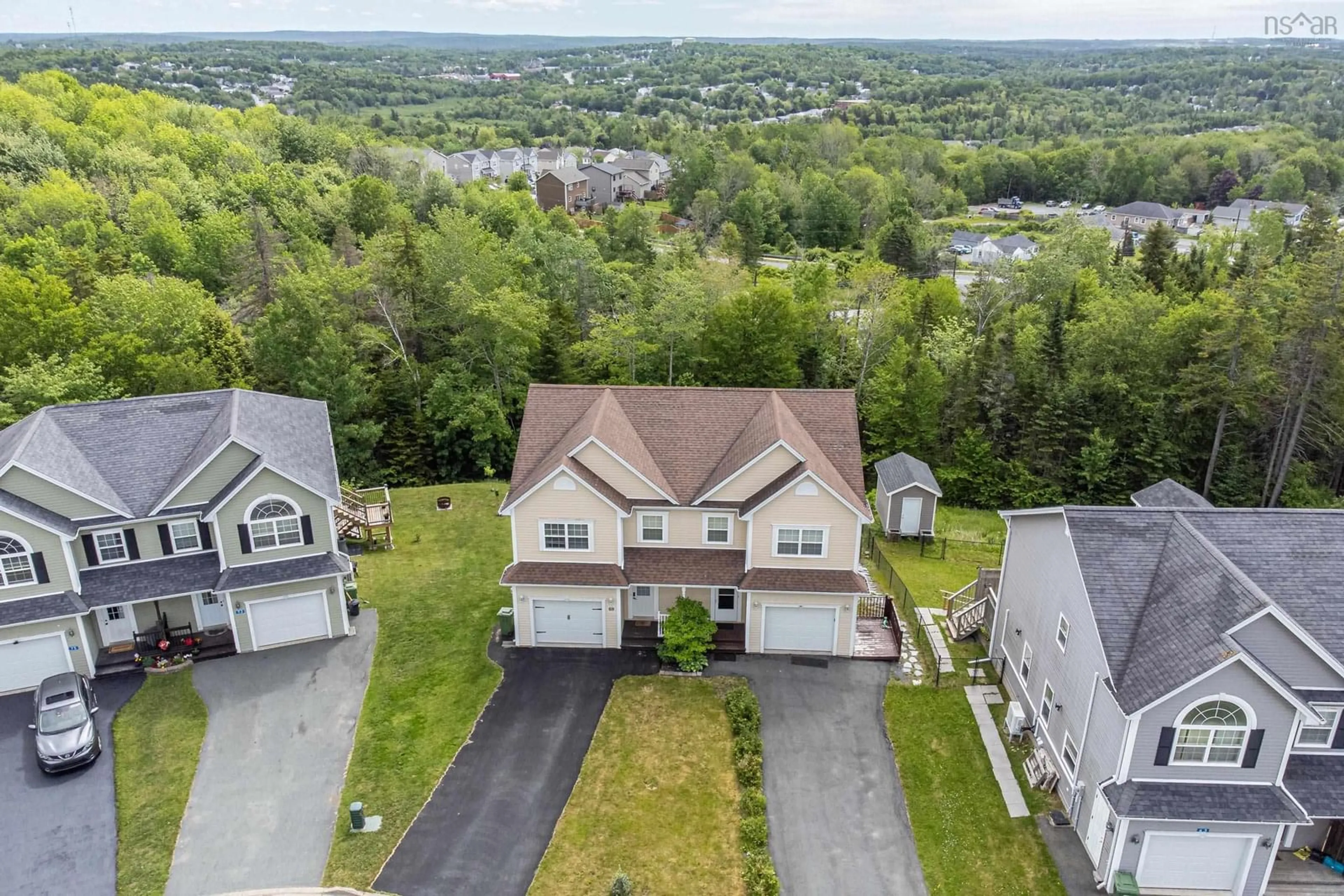 A pic from outside/outdoor area/front of a property/back of a property/a pic from drone, unknown for 67 Avebury Crt, Middle Sackville Nova Scotia B4E 0E9