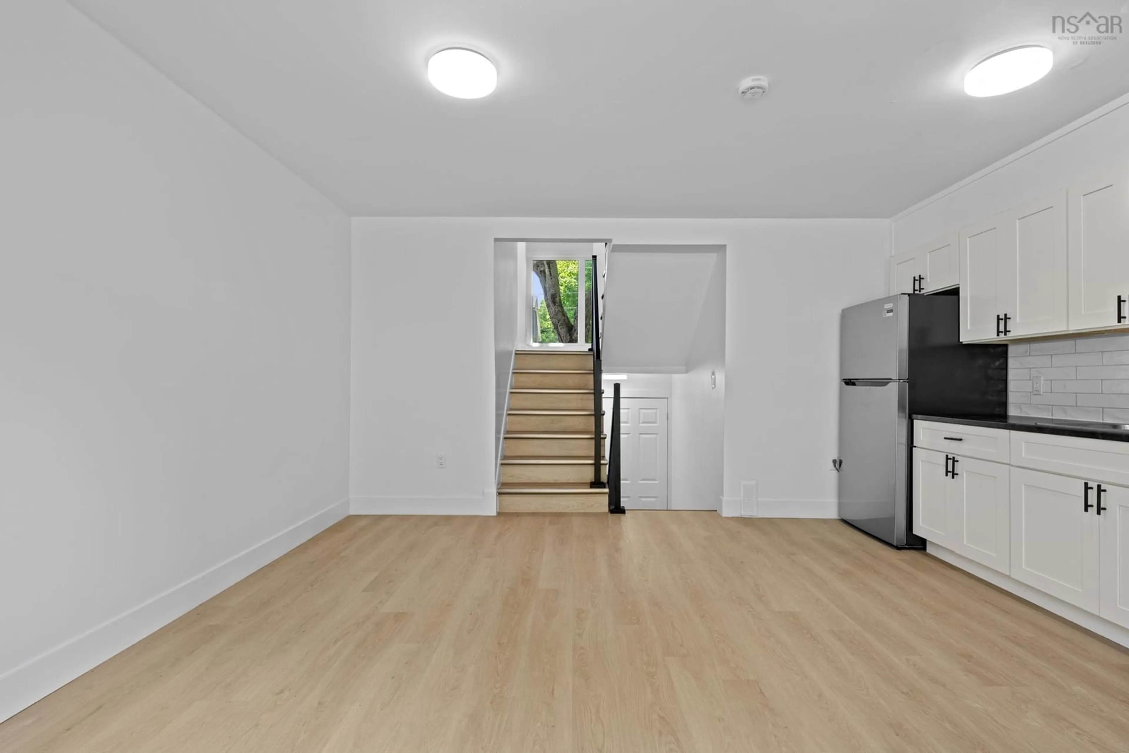 Unknown for 16-16A Ruben Crt, Dartmouth Nova Scotia B2X 1L9