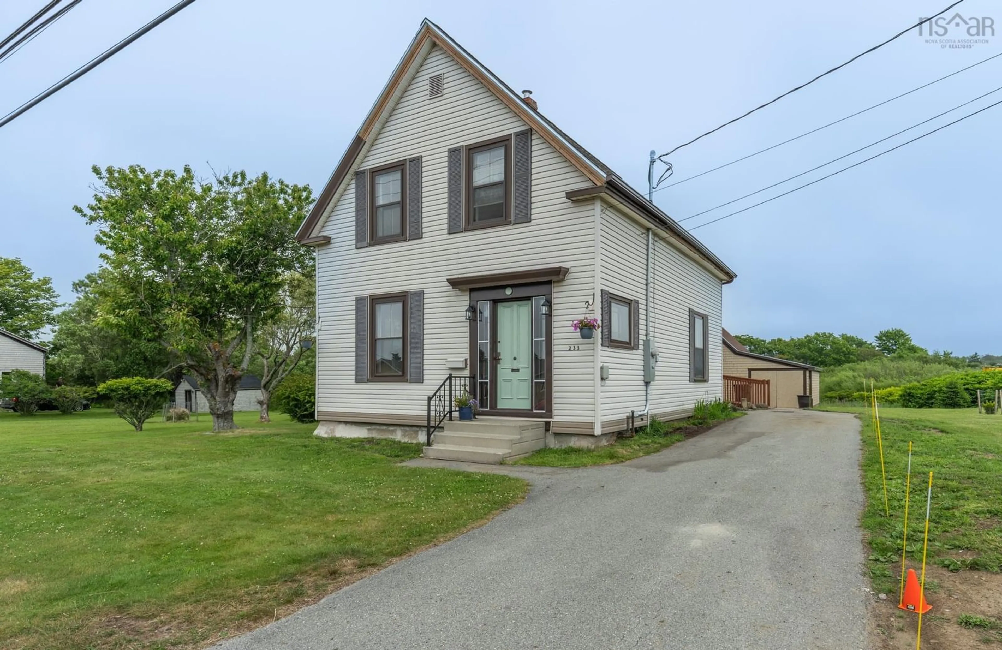 A pic from outside/outdoor area/front of a property/back of a property/a pic from drone, street for 233 Pleasant St, Yarmouth Nova Scotia B5A 2K2