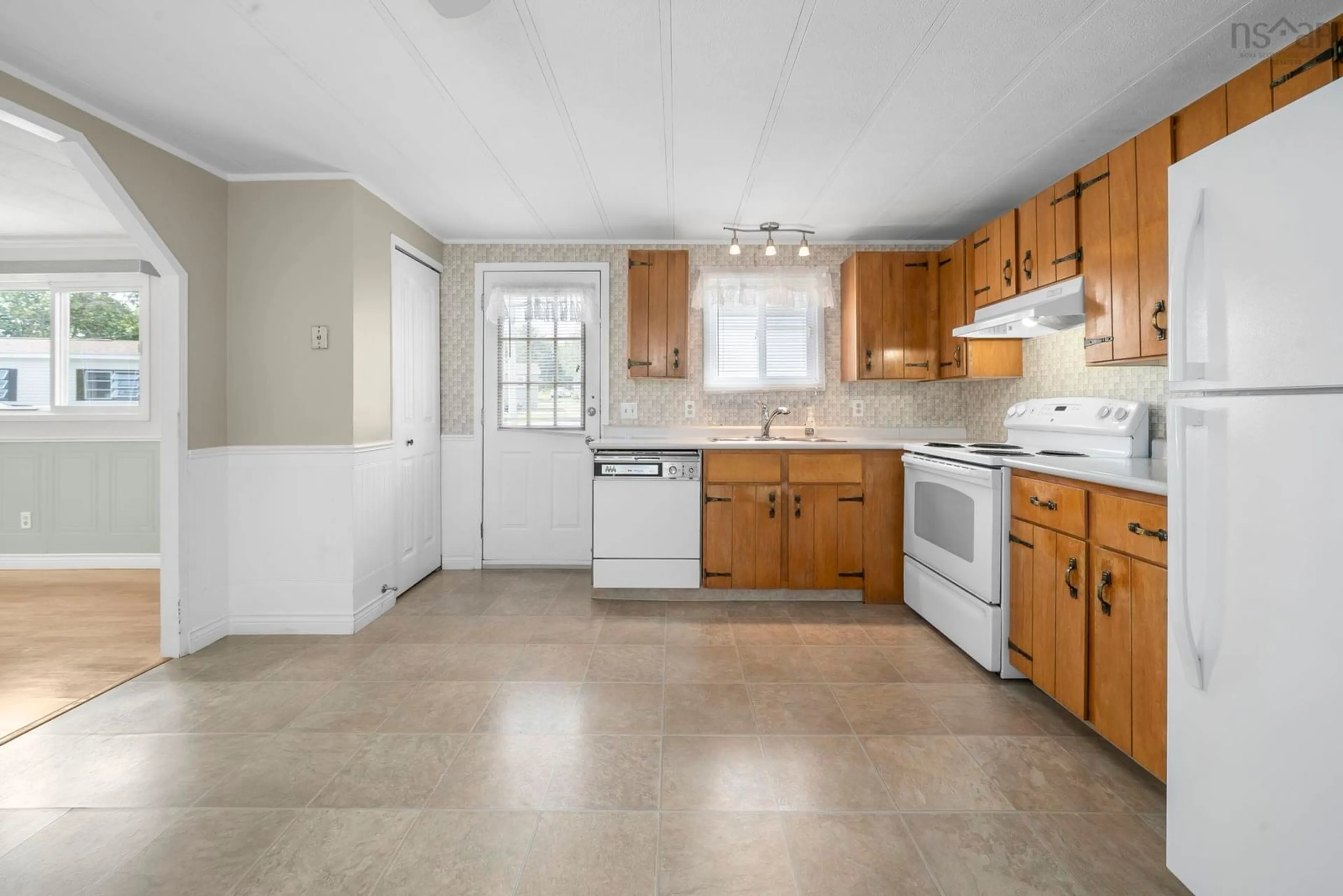 Standard kitchen, ceramic/tile floor for 9 Second St, Lakeside Nova Scotia B3T 1B1