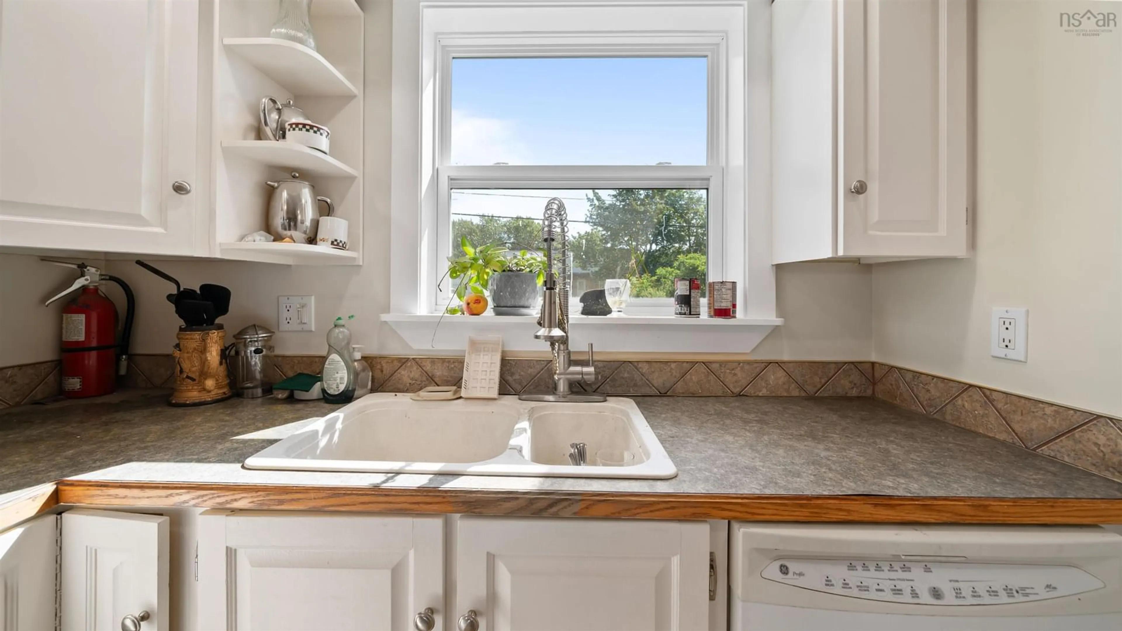 Standard kitchen, ceramic/tile floor for 10 Fader St, Dartmouth Nova Scotia B2X 1P3