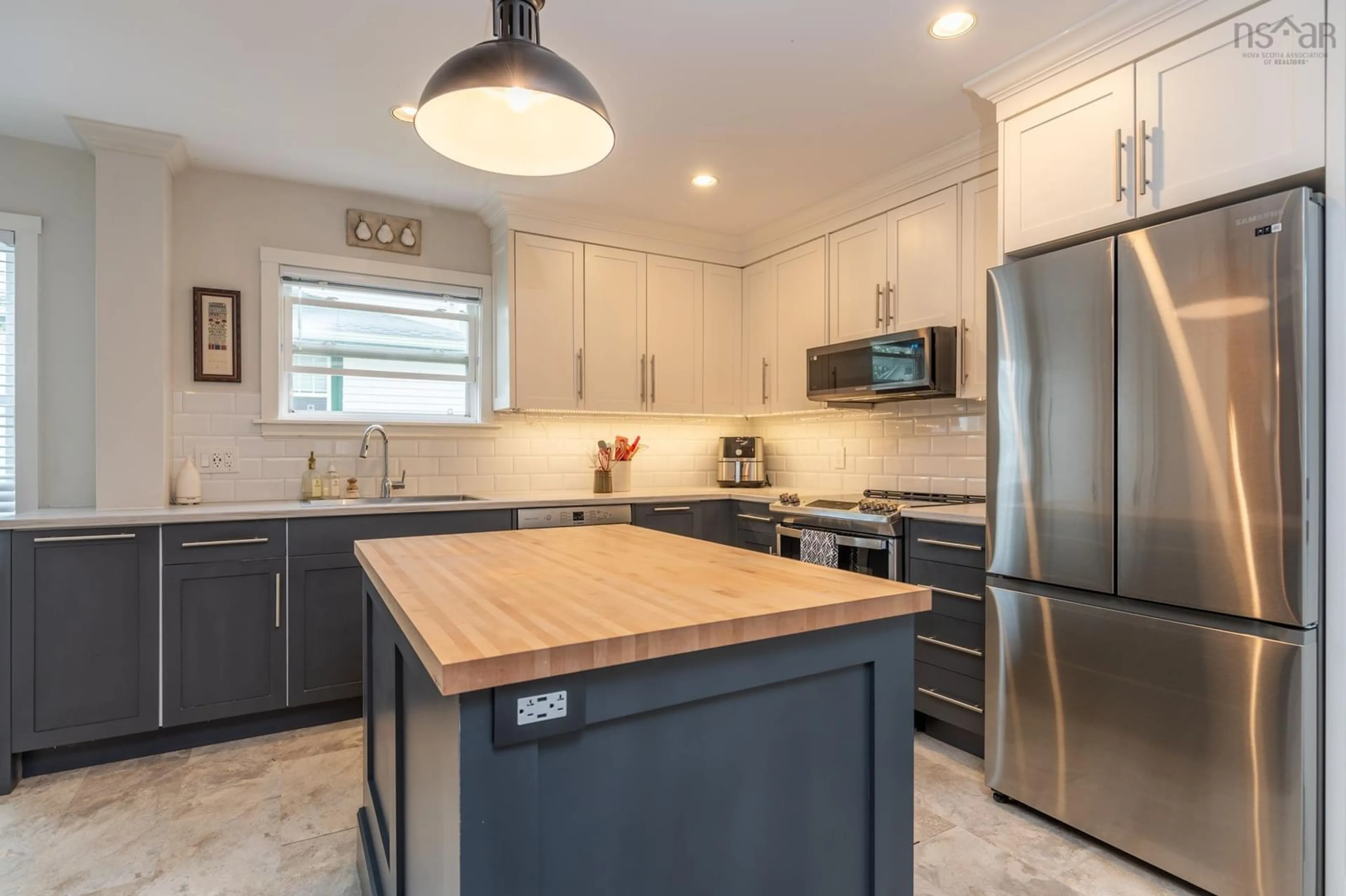 Open concept kitchen, unknown for 21 Brunswick St, Yarmouth Nova Scotia B5A 2E5