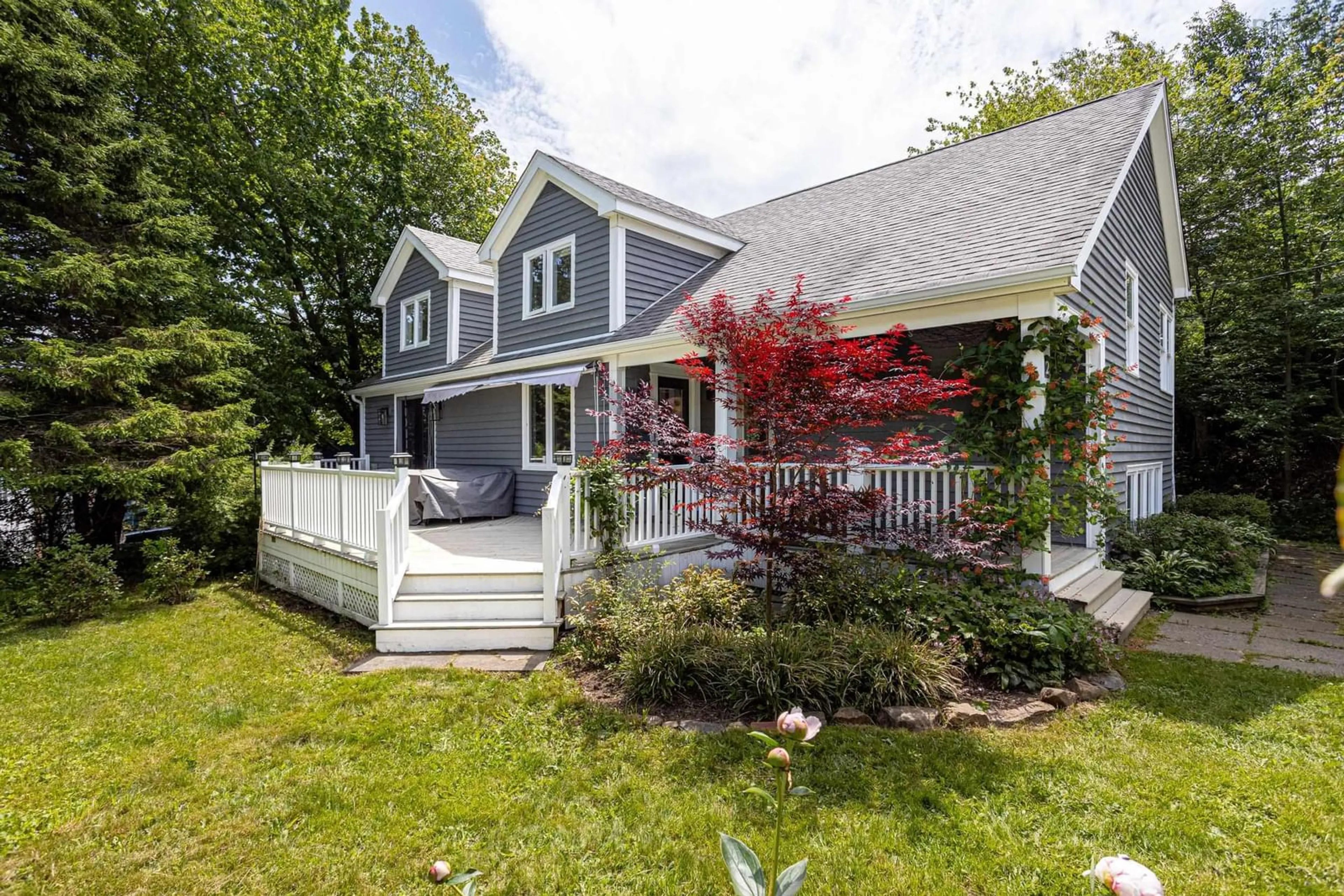 Home with vinyl exterior material, street for 2 Fenwood Rd, Halifax Nova Scotia B3N 1G8