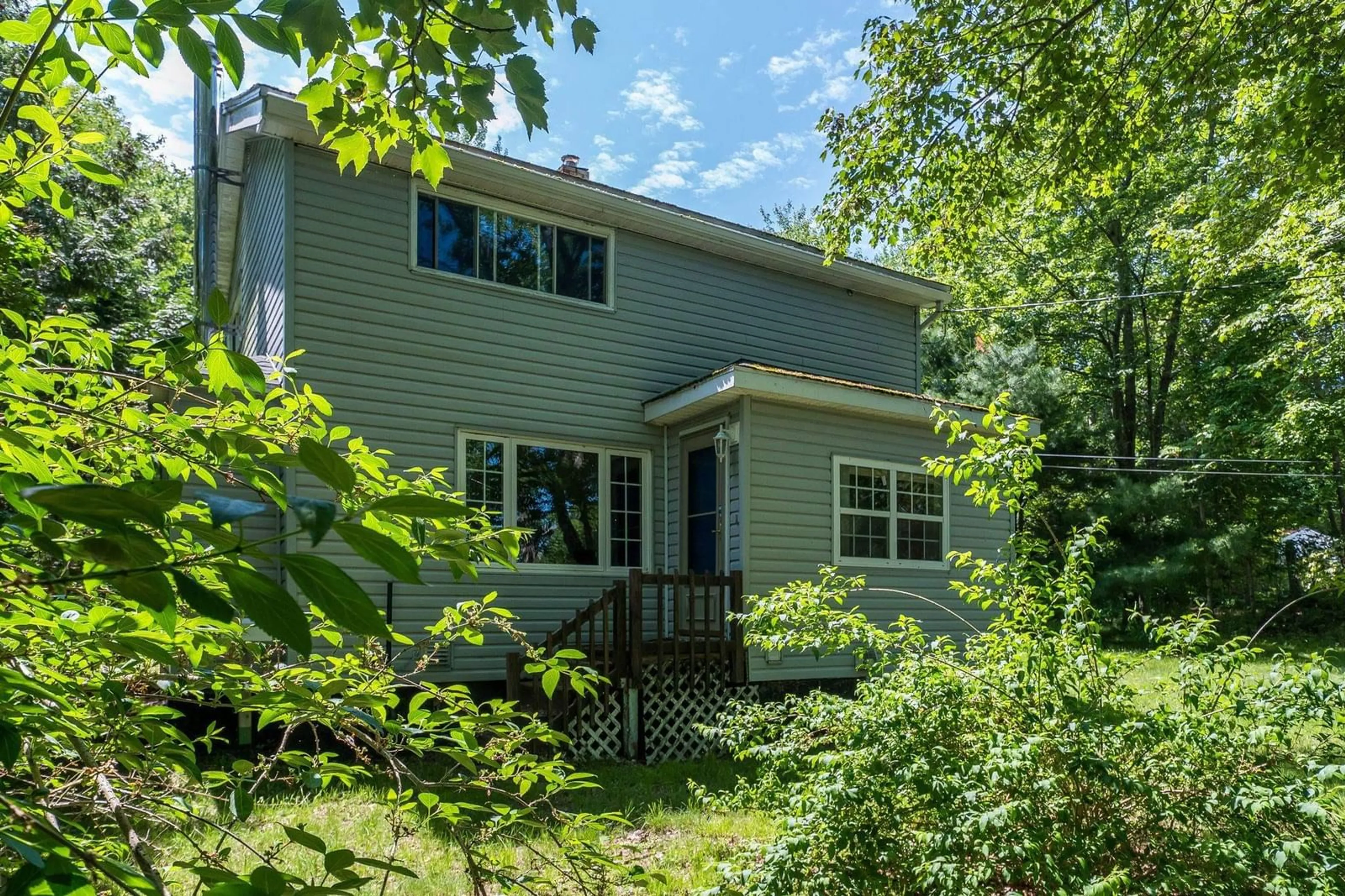 Home with vinyl exterior material, unknown for 161 Lakeview Rd, Lakeview Nova Scotia B4C 4C7