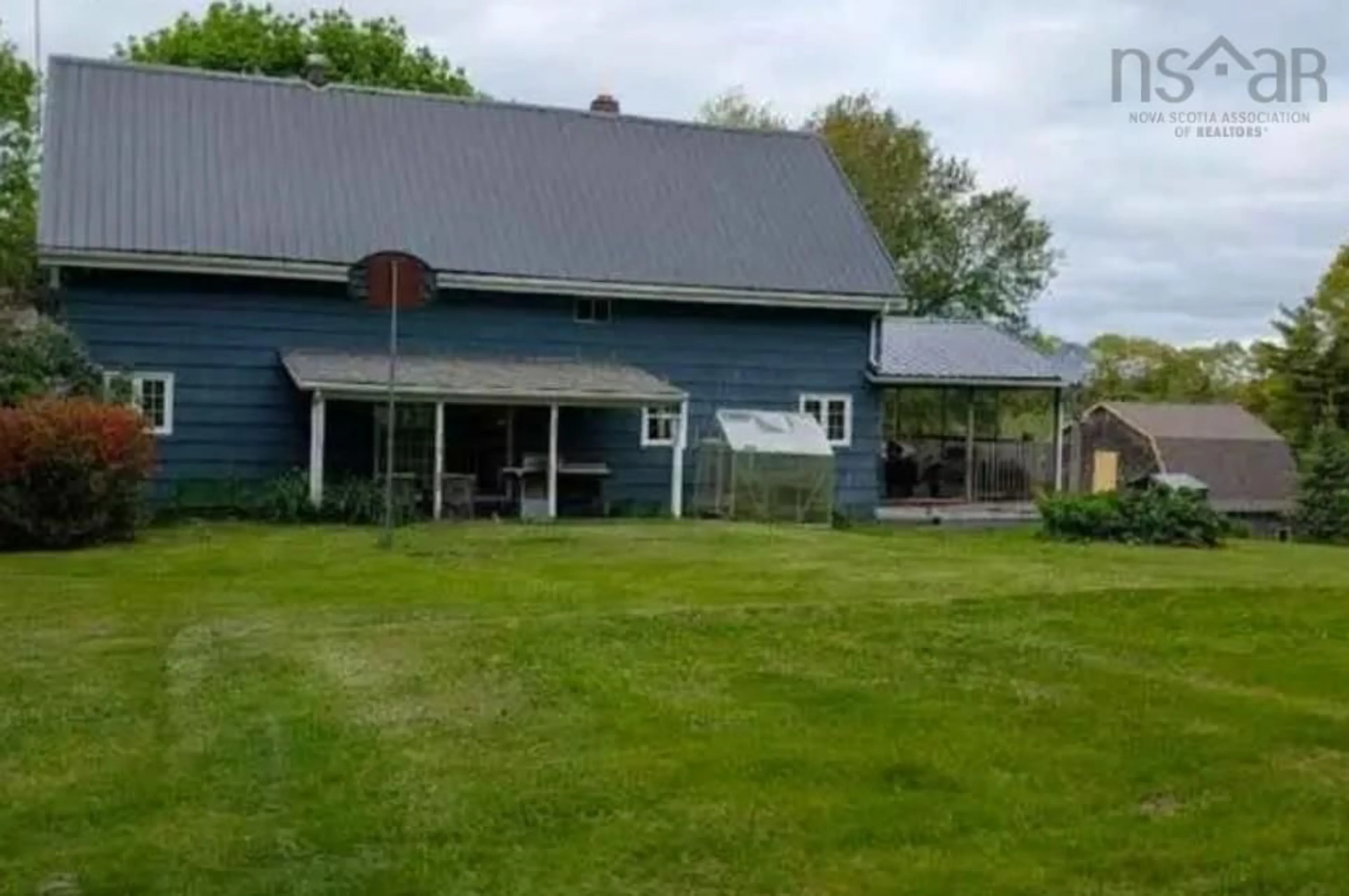 A pic from outside/outdoor area/front of a property/back of a property/a pic from drone, building for 8178 Nova Scotia Trunk 8, South Brookfield Nova Scotia B0T 1X0