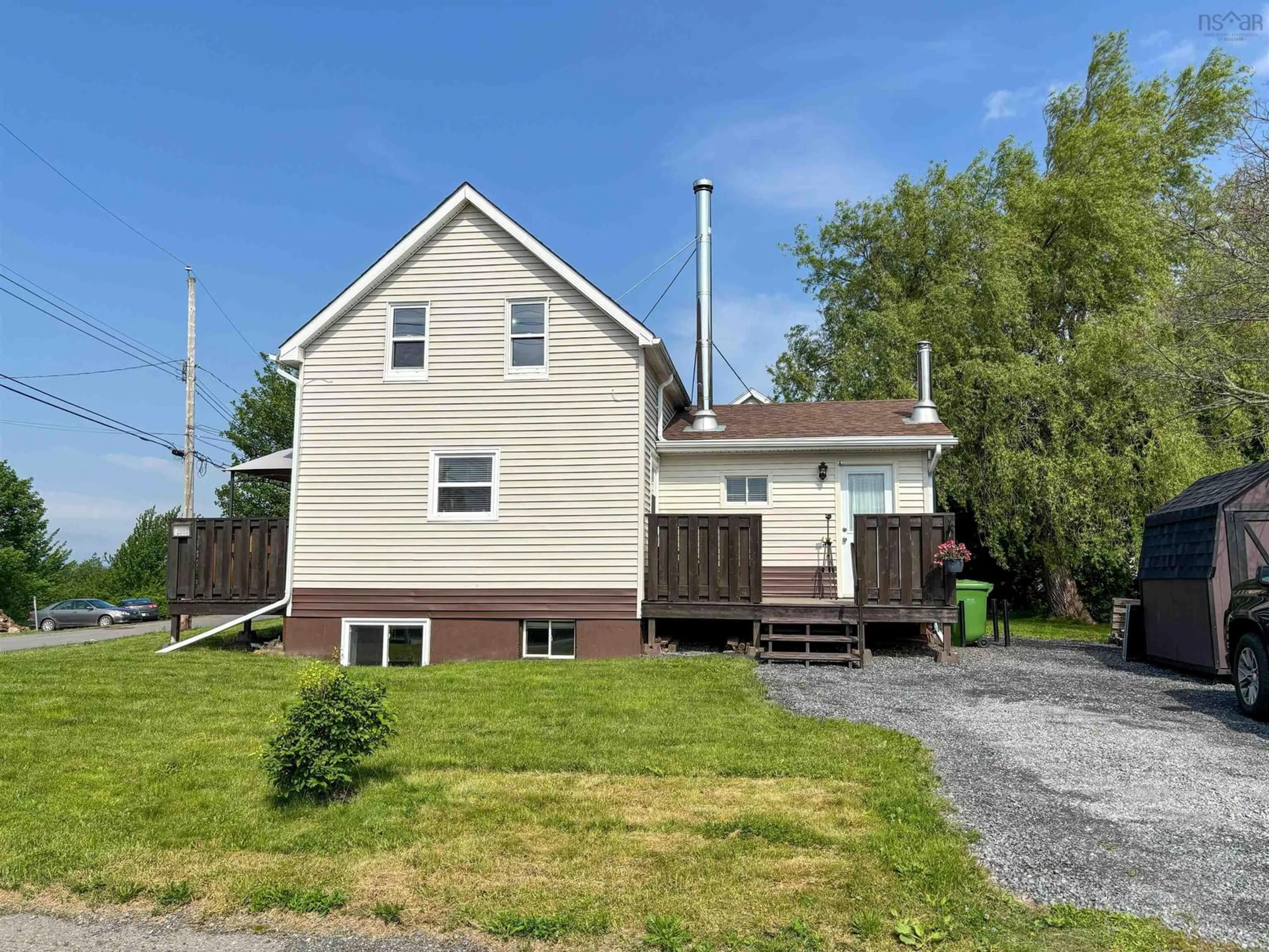 Unknown for 2080 College St, Westville Nova Scotia B0K 2A0